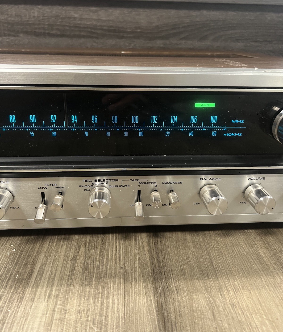 Pioneer SX-737 AM/FM Stereo Receiver Silver Face w/ Wood Case