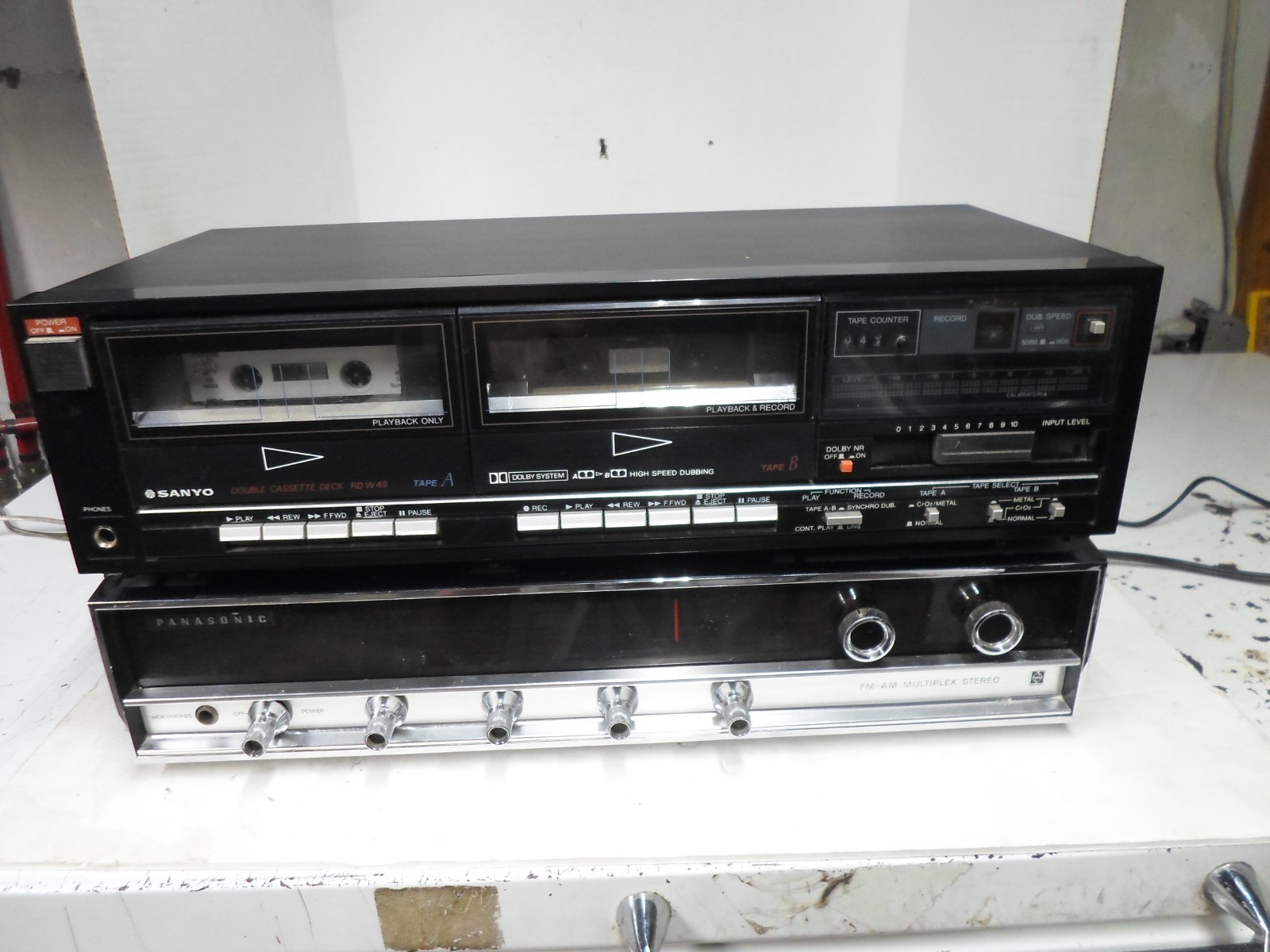 VTG Panasonic RE-7670 FM-AM Stereo Receiver & Sanyo Cassette RD-W49 “SEE VIDEO”