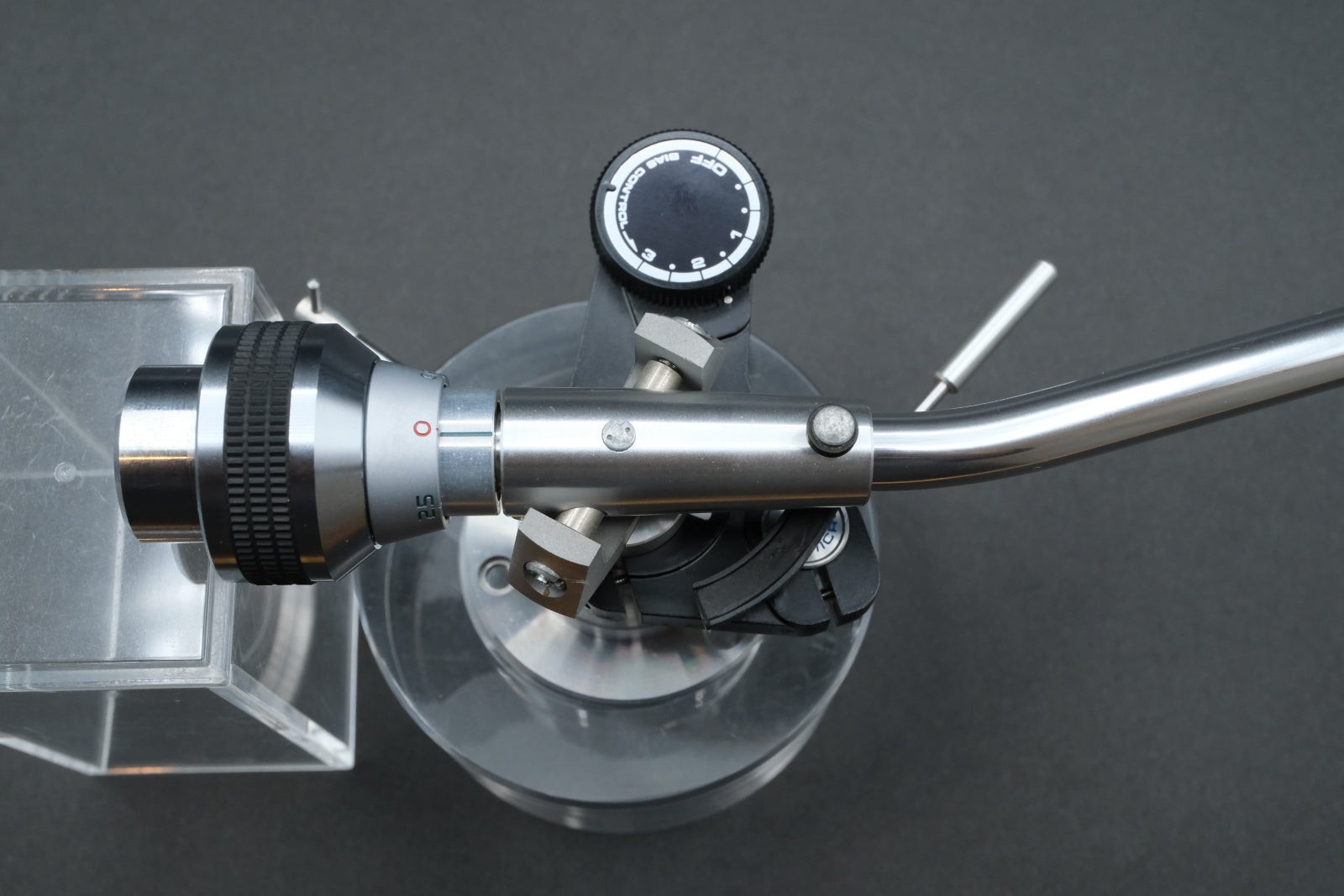 Micro Seiki MA303 Tonearm (01)