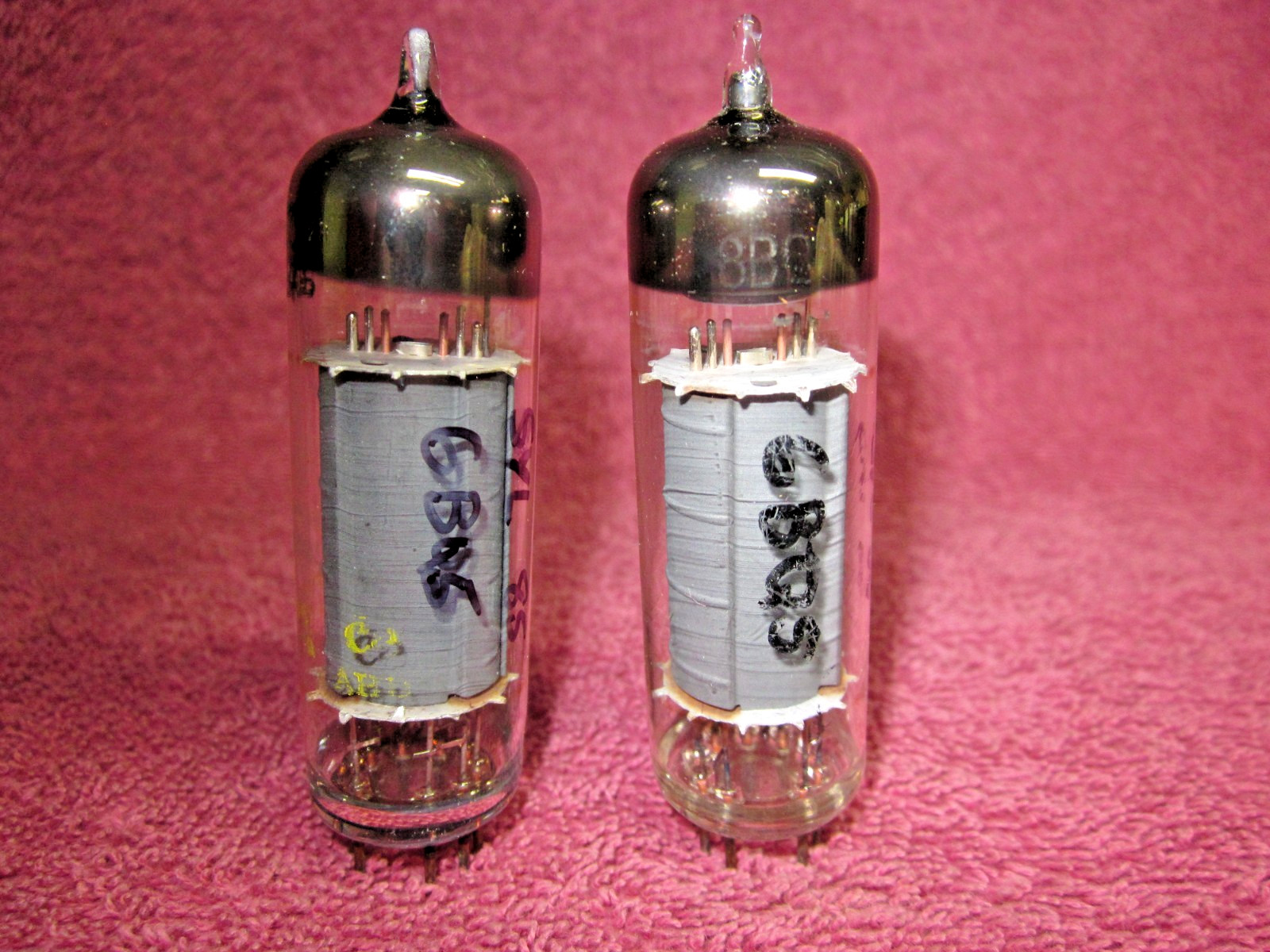 Matched Pair Sylvania EL84/6BQ5 Tubes HALO Getters STRONG
