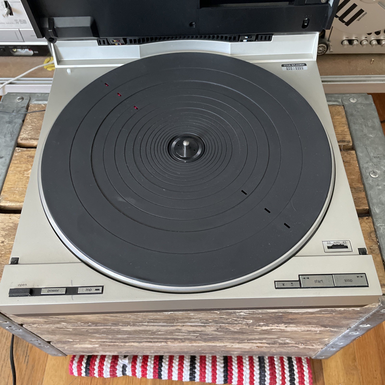 Technics SL-7 Fully Auto. DD Linear Turntable Tested w/ A.T. Stylus! See Video!!