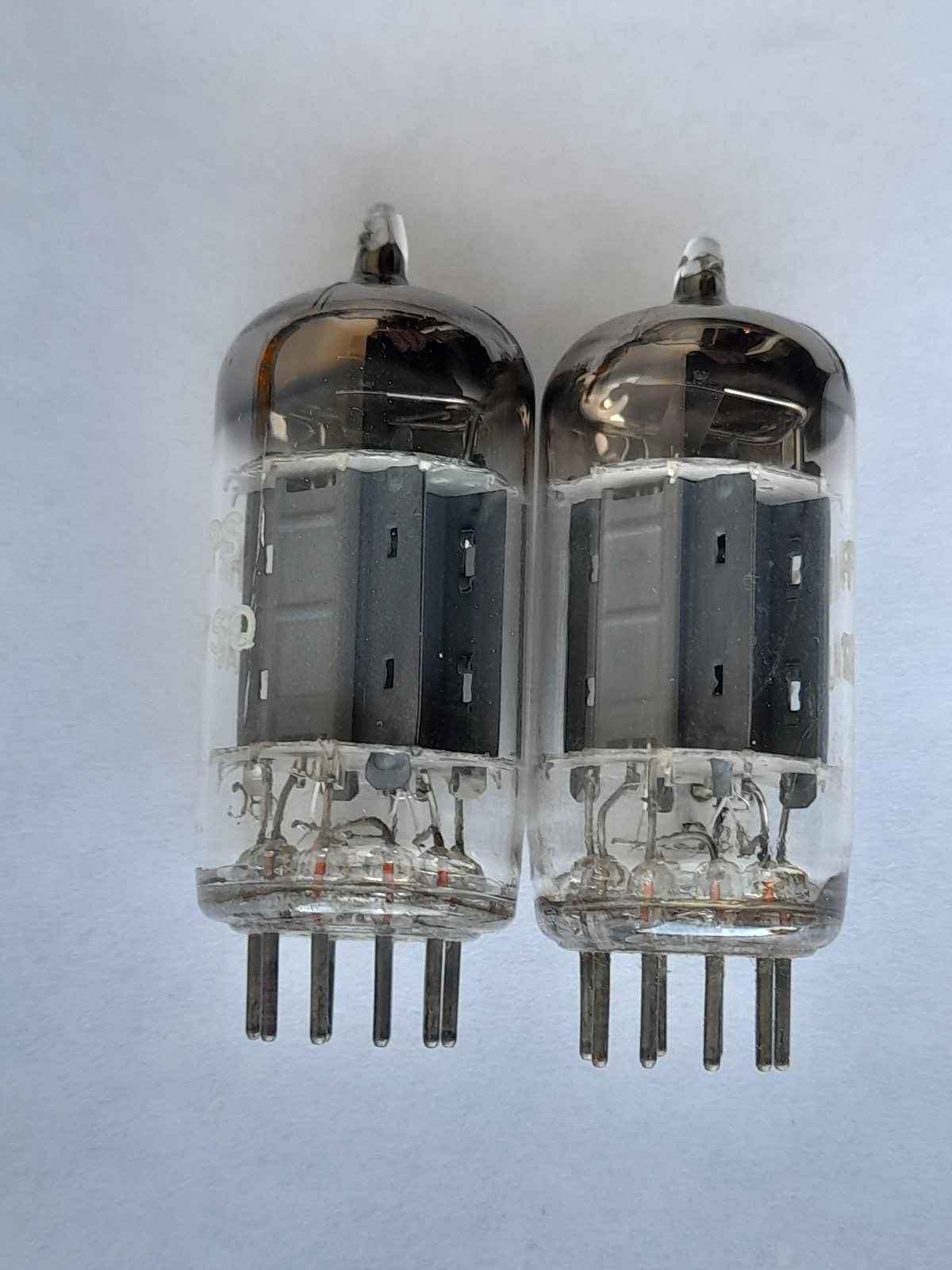 2x 12AU7 SQ ( ECC82 / E82CC / 12AU7WA ) tubes PHILIPS K63 – D foil – NOS – 1958