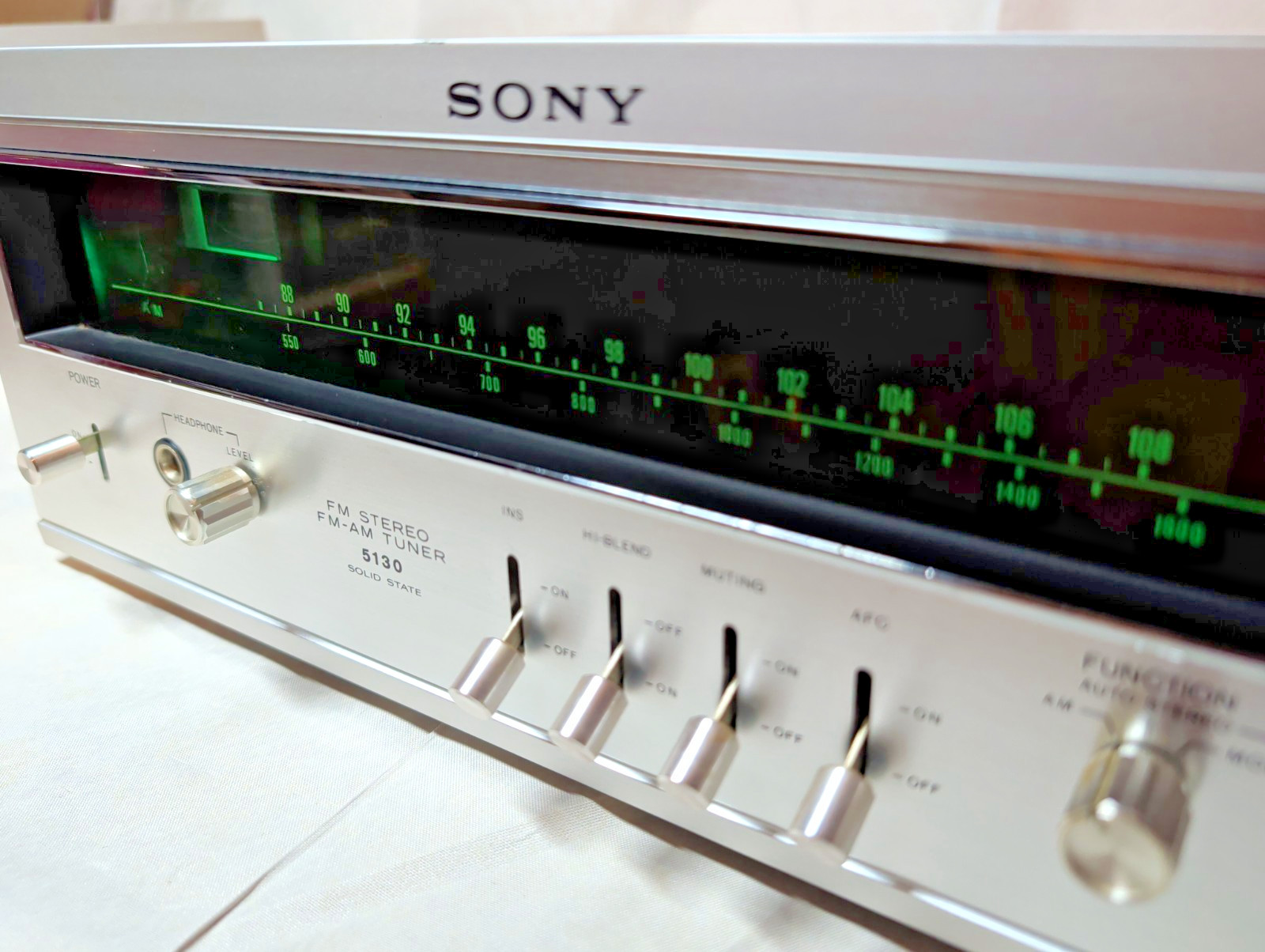 Sony TA-2000F Stereo Preamp & ST-5130 FM Tuner Silver face Tested Working Pair