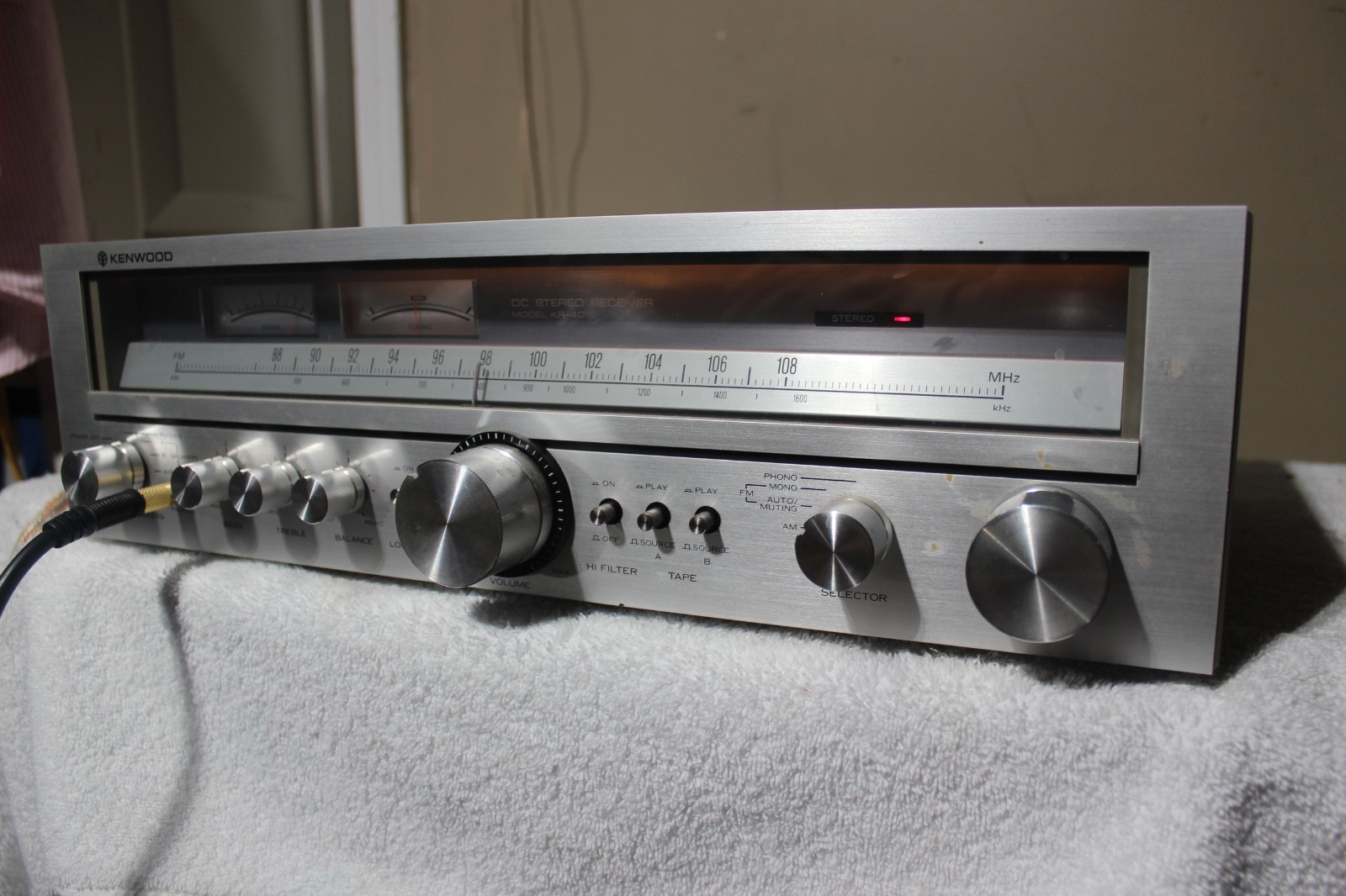 Gorgeous Kenwood KR-4010 Vintage AM/FM Stereo Receiver