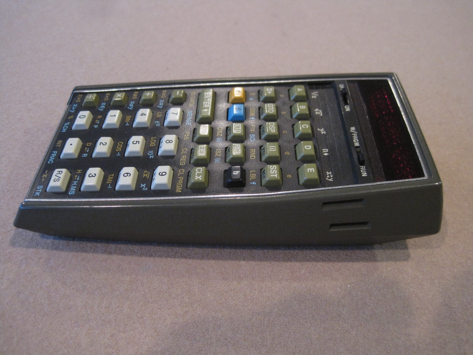 Hewlett-Packard HP 67 Scientific Calculator USA (1704S) Writes & Reads