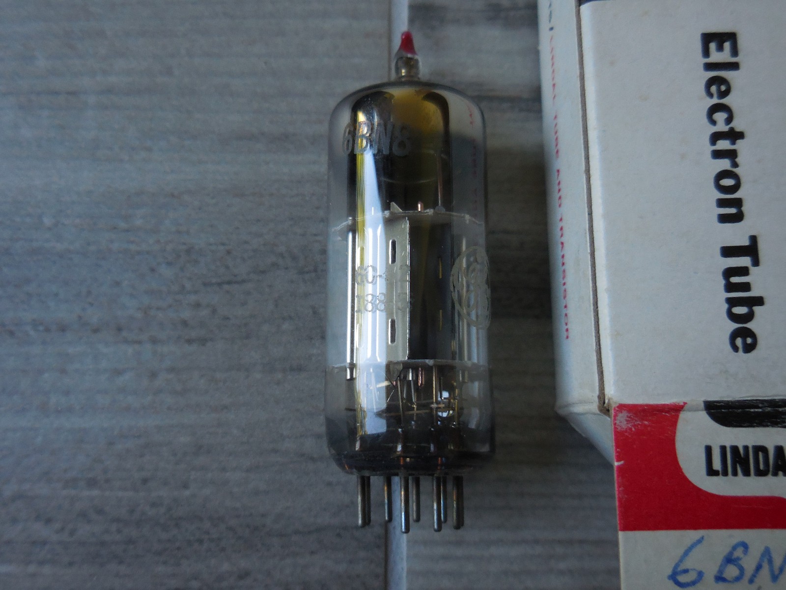 6BN8 GE Fully Tested Strong 0% Leakage Great 106%/ 104% Conductance NICE!