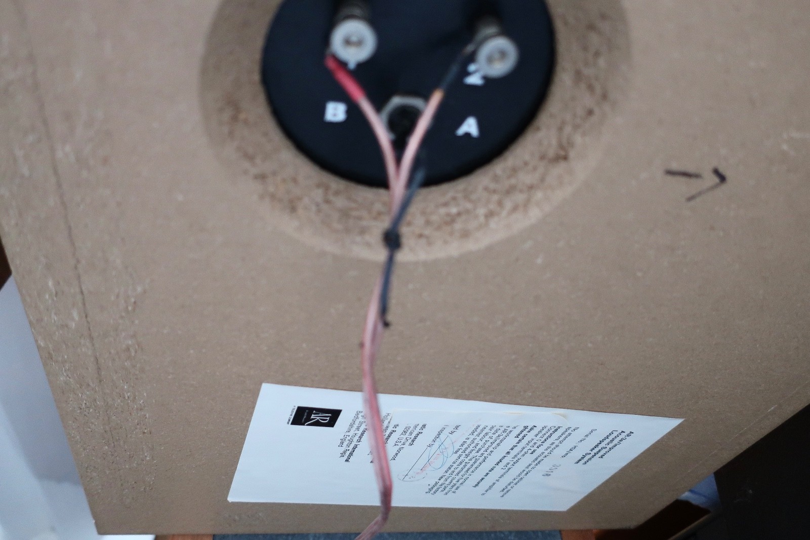 Acoustic Research AR3a Improved European model. Near excellent condition!