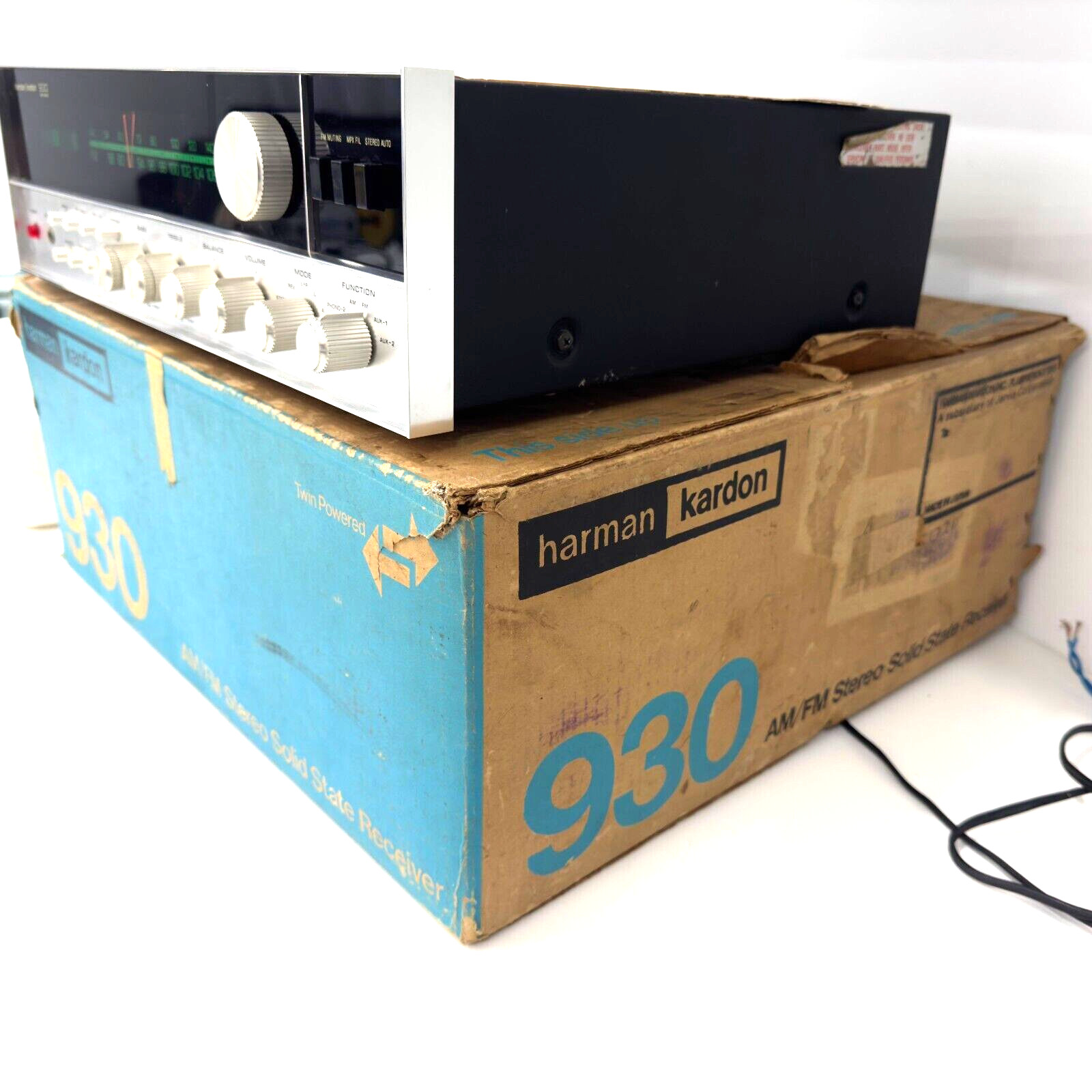 The Harman-Kardon HK-930 Twin Powered Receiver +OEM Box, Manual, Inserts – Video