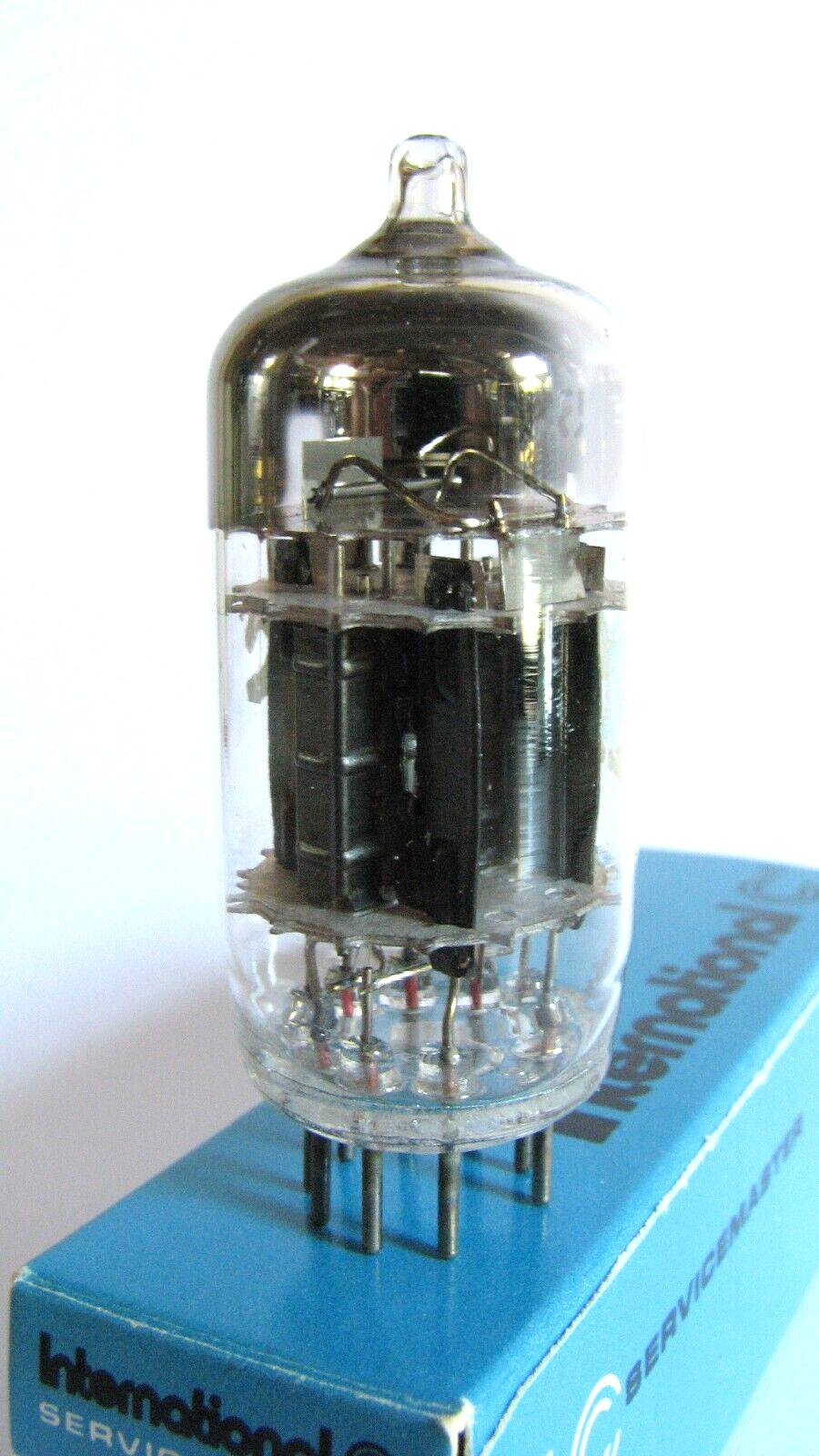 One 1950s Raytheon 5814A (ECC82 12AU7) Tube – Black Plates, 3 Mica, Top [ ]