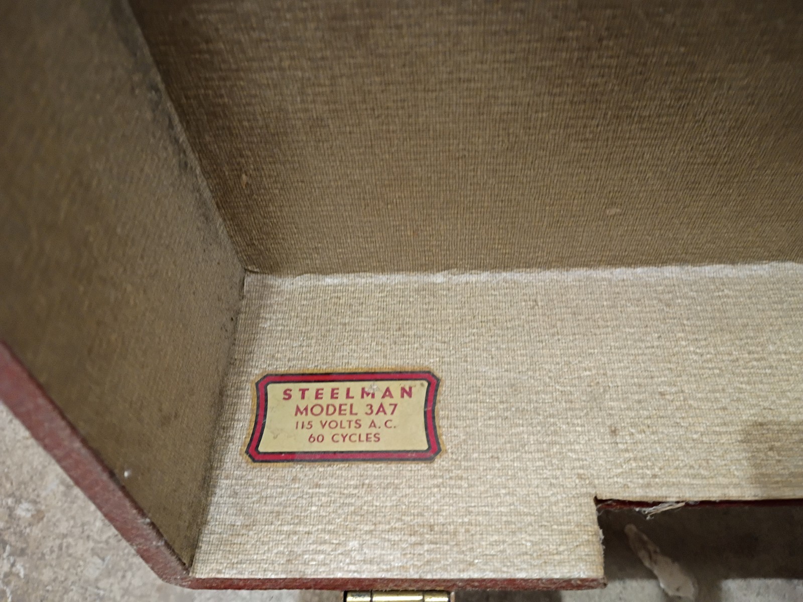 Late 1950’s STEELMAN – Portable Record Player Phonograph AS-IS Parts Or Repair.