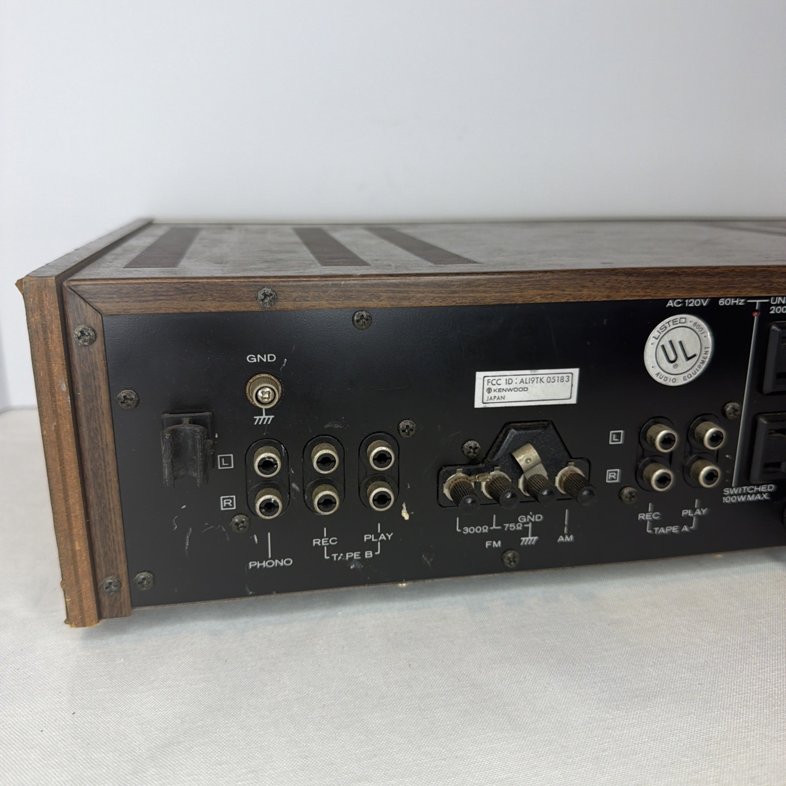 Vintage KENWOOD KR-720 High Speed/Zero Switching AM/FM Stereo Receiver WORKS!