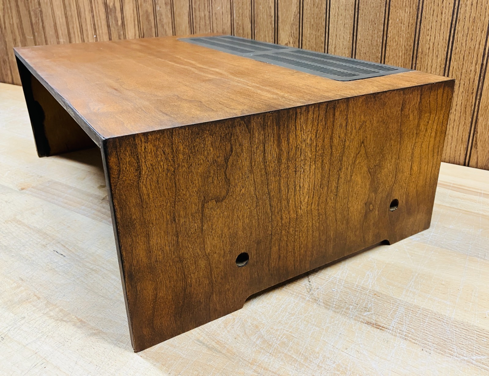 Sansui 8080 Orig Wood Case w/Walnut Veneer + bottom/front trim strip and screws