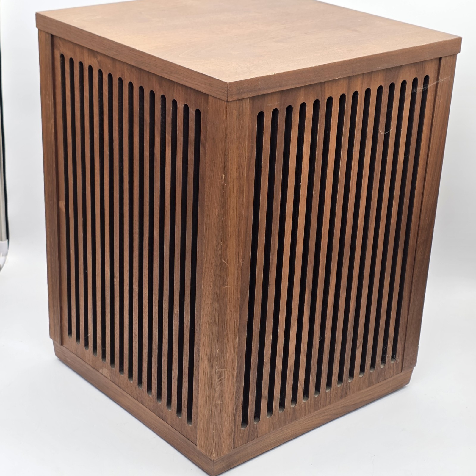Vintage 1969 Realistic Optimus 4 Omni-Directional Speakers Rare READ DESCRIPTION