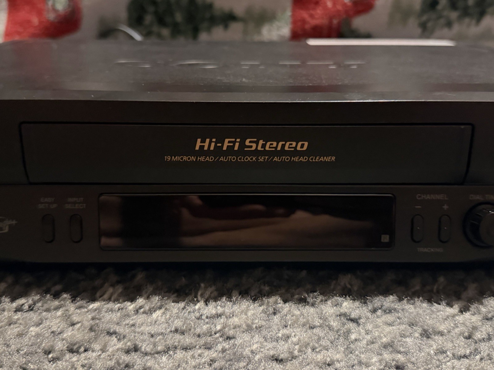 Sony SLV-N71 VCR 4-head Hi-Fi Stereo VHS Video Cassette Recorder (VCR) Remote-Av