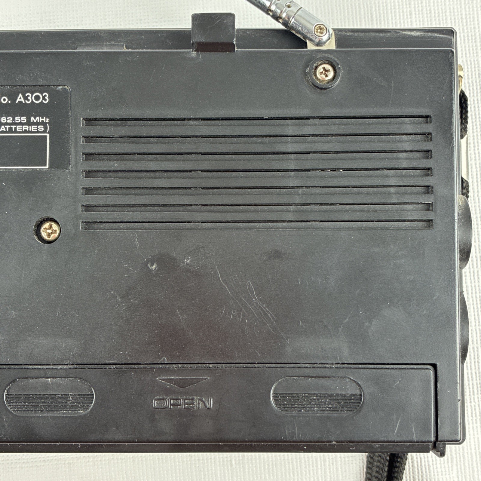 Gran Prix A303 AM FM TV1 TV2 WB Portable Radio Receiver Vintage WORKS
