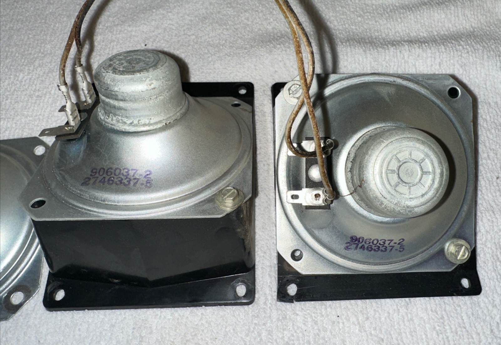 (3) VINTAGE RCA HiFi AM/FM Stereo 3 1/2″ Speakers ALNICO TWEETERS Early 1960’s