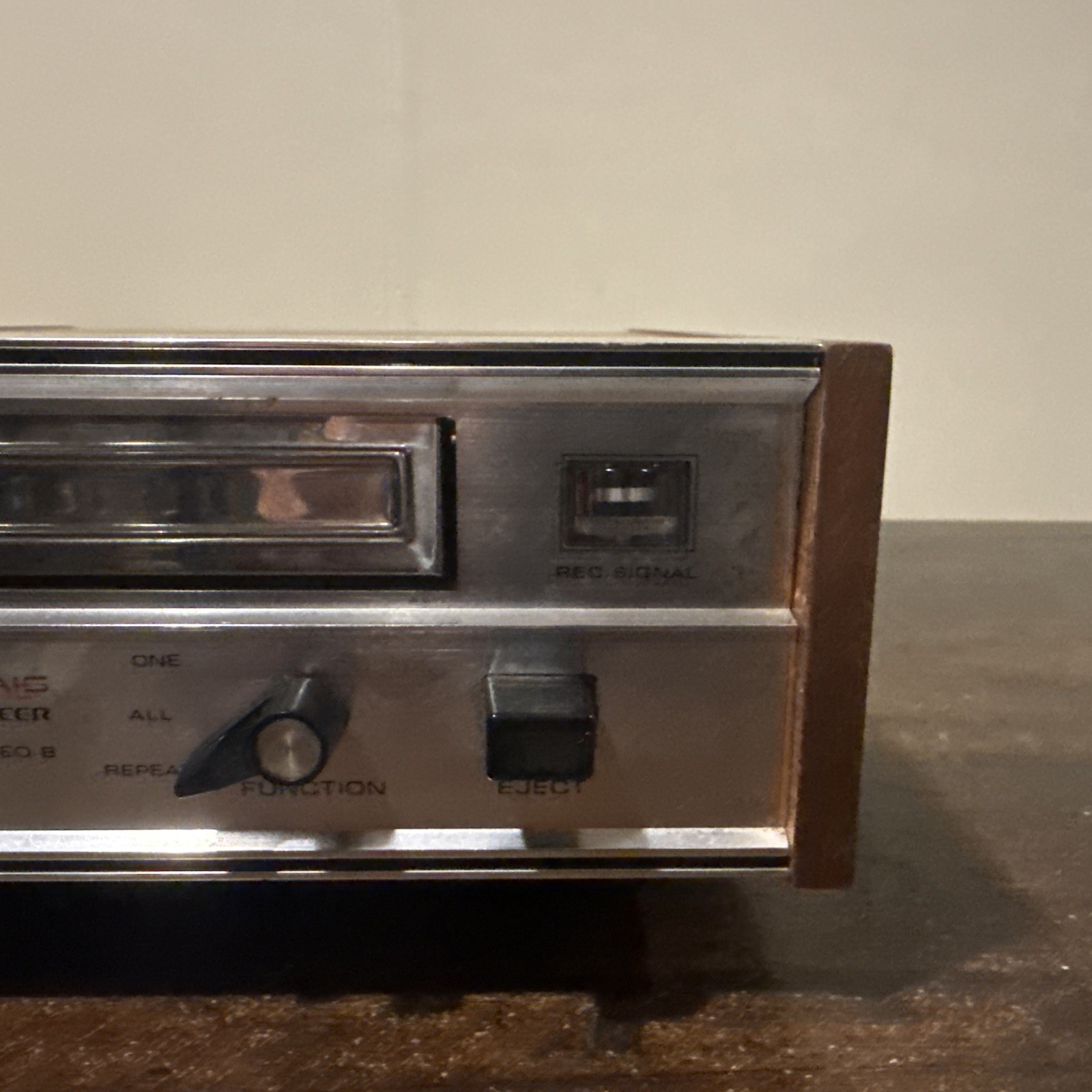 Craig Pioneer 3302 Stereo 8 Track Deck Tape Player & Recorder w/ Manual Untested
