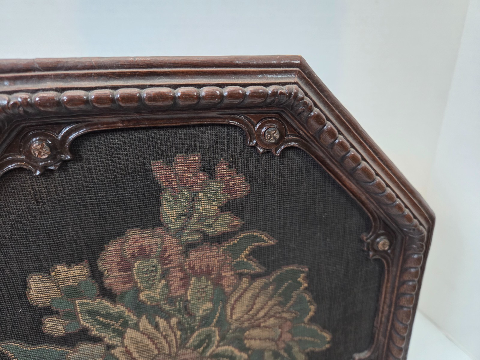 RCA 103 Speaker good shape tapestry floral face