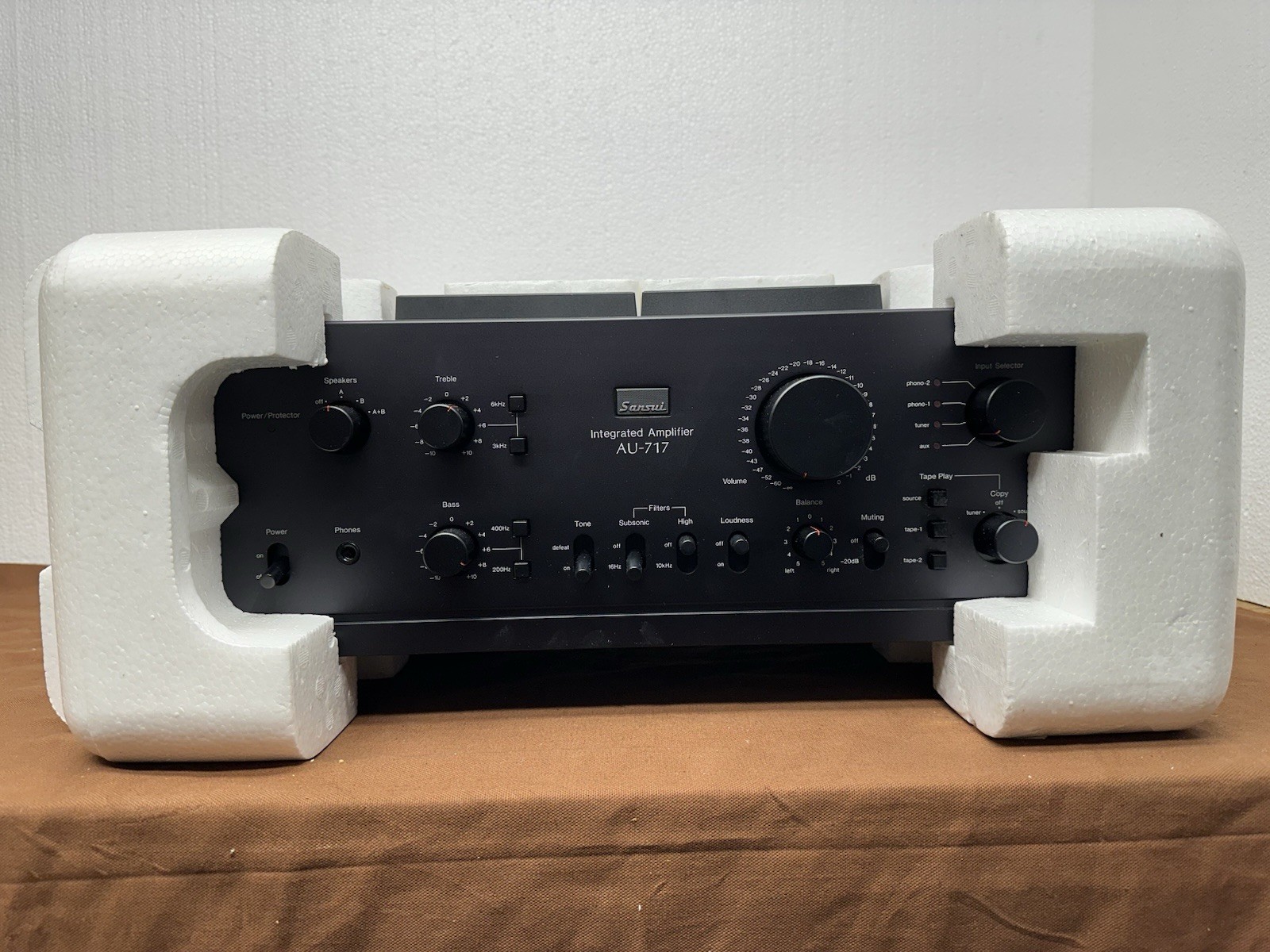 sansui au-717 integrated amplifier/ Box All Original