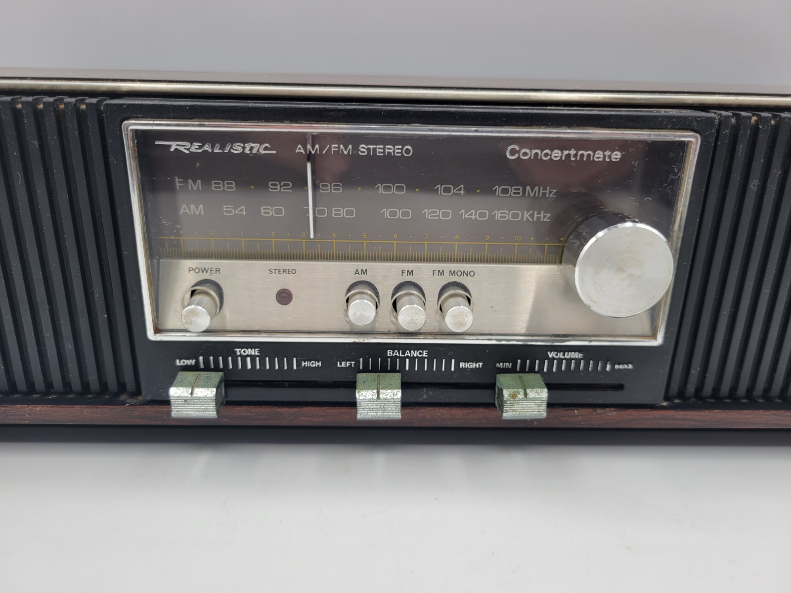 Realistic Concertmate AM/FM Stereo Retro Radio Model 12-680 Works VTG 70’s