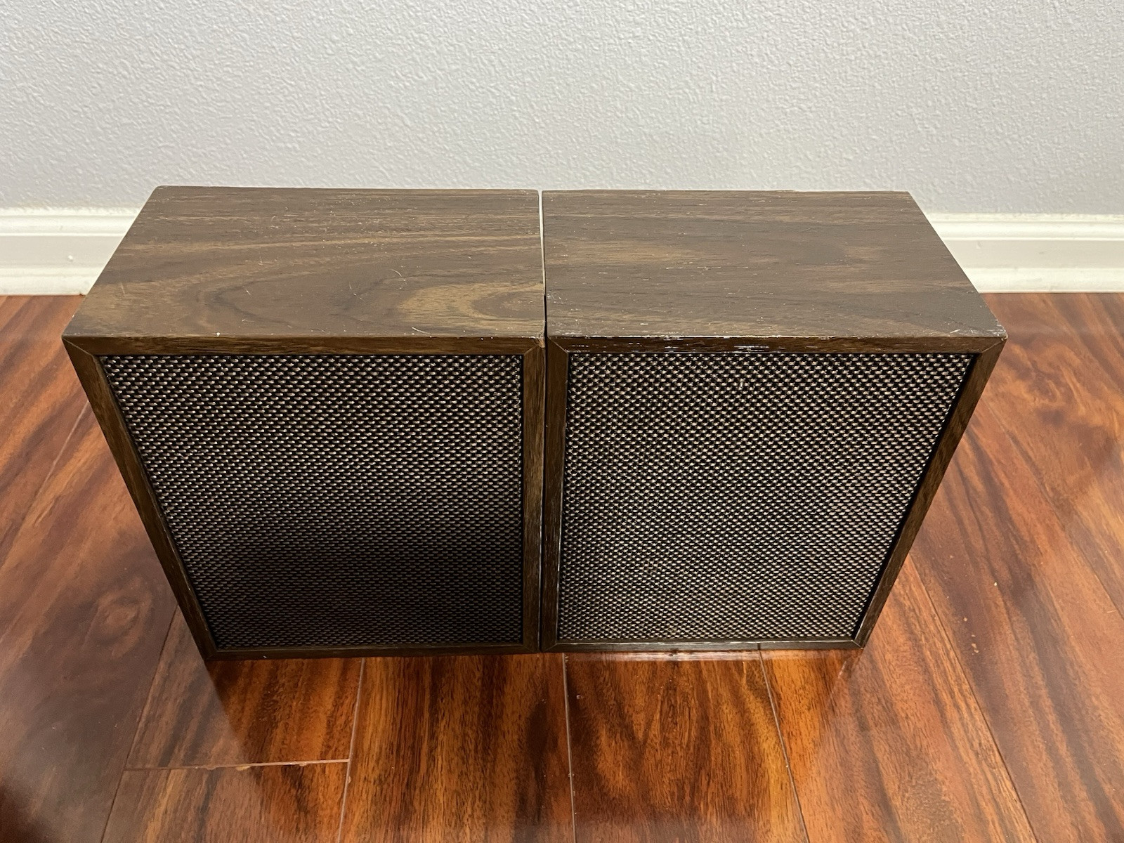 Vintage Radio Shack SOLO-5 5″ Full Range Speakers