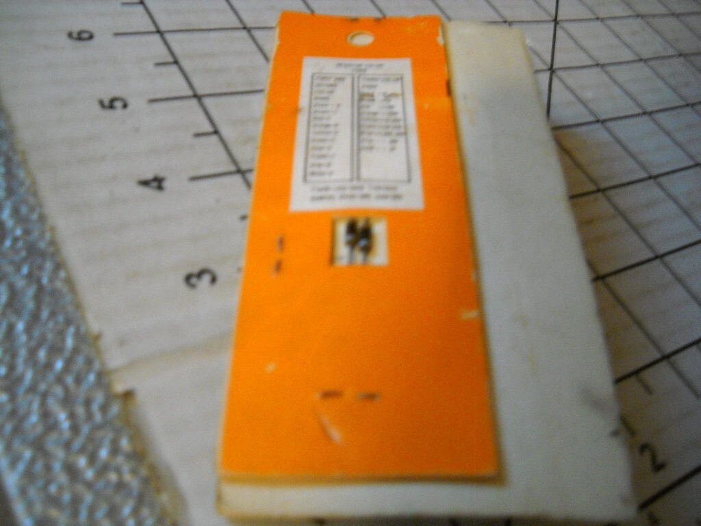Archer 272-1040 Electrolytic Capacitors & 271-1801 Resistors. NOS