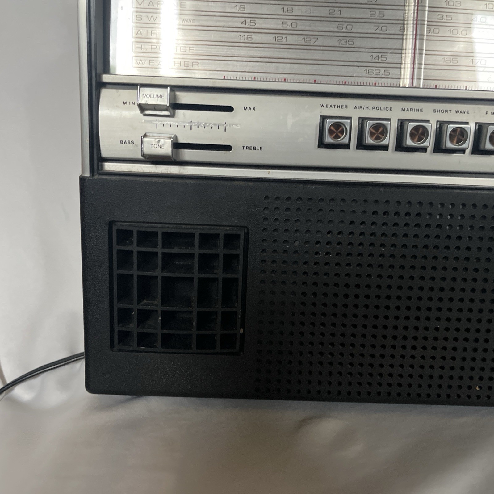 *Read*Vtg 1970s Soundesign Mod# 2673 Deluxe 7 Band 2 Way Speaker Portable Radio