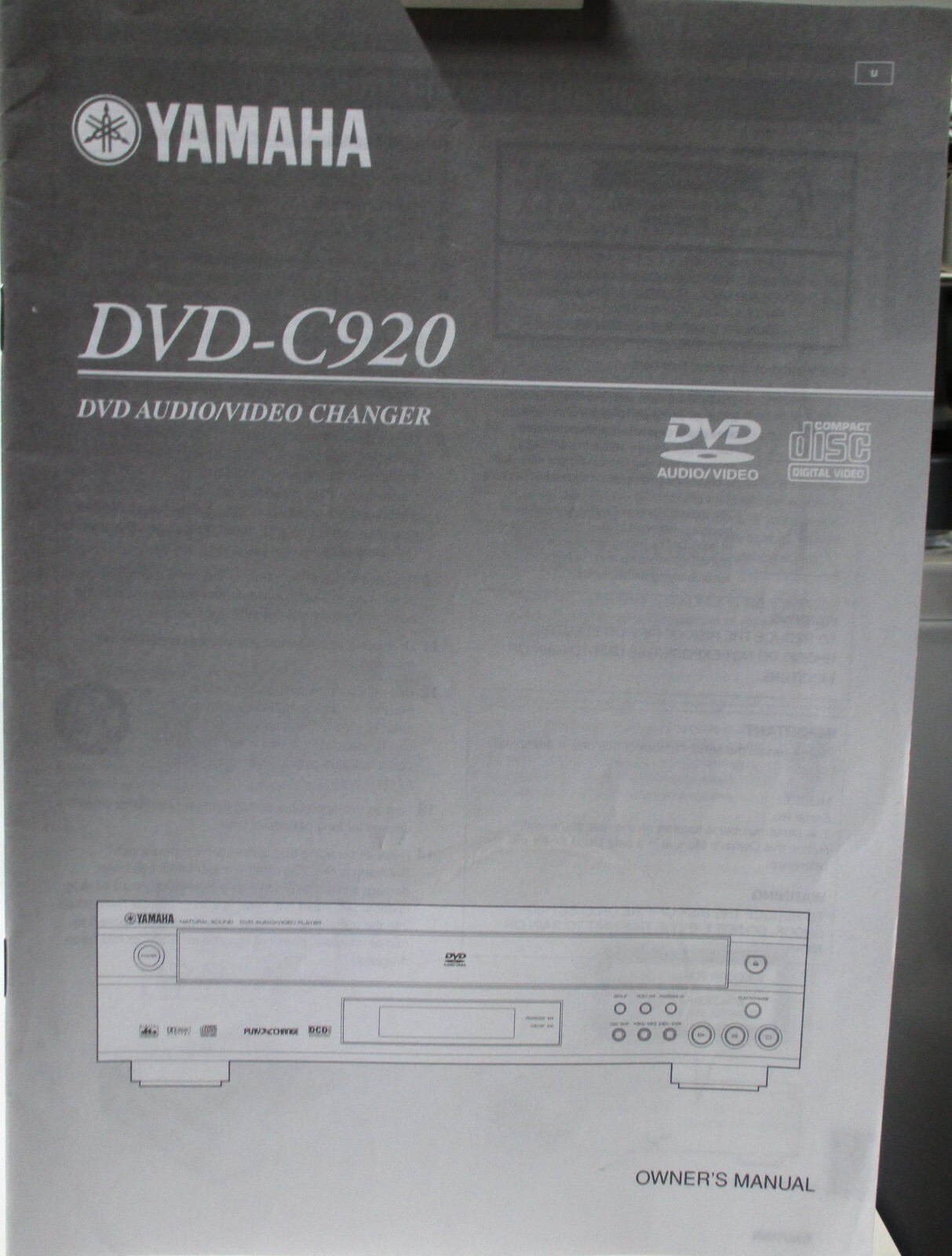 YAMAHA 5-Disc DVD Audio-Video Dolby Digital DTS Changer DVD-C920 Owner’s Manual