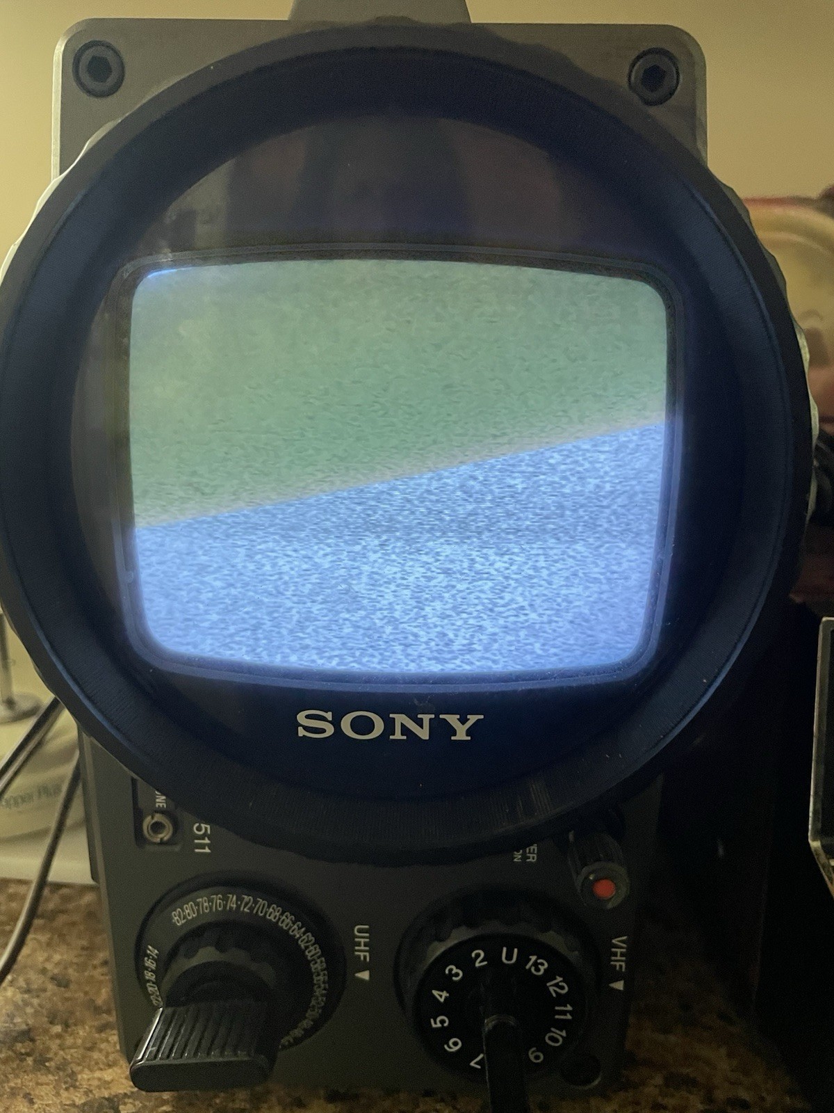 Sony B&W TV-511 Oscilloscope Black Rotating Screen 5.5″ Television Transistor