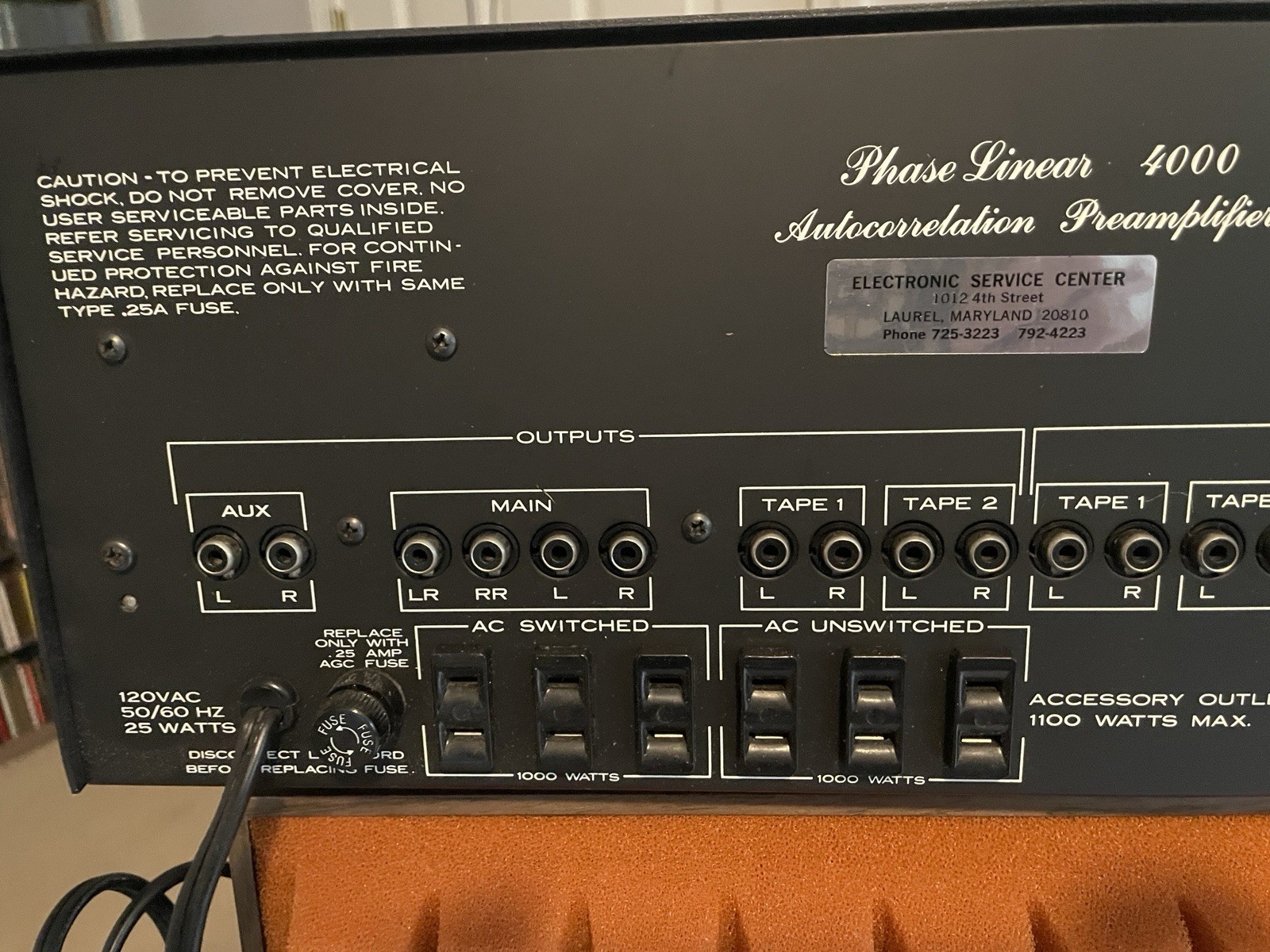 Phase Linear 4000 Autocorrelation Preamplifier Hi-Fi Control Console Model 4000