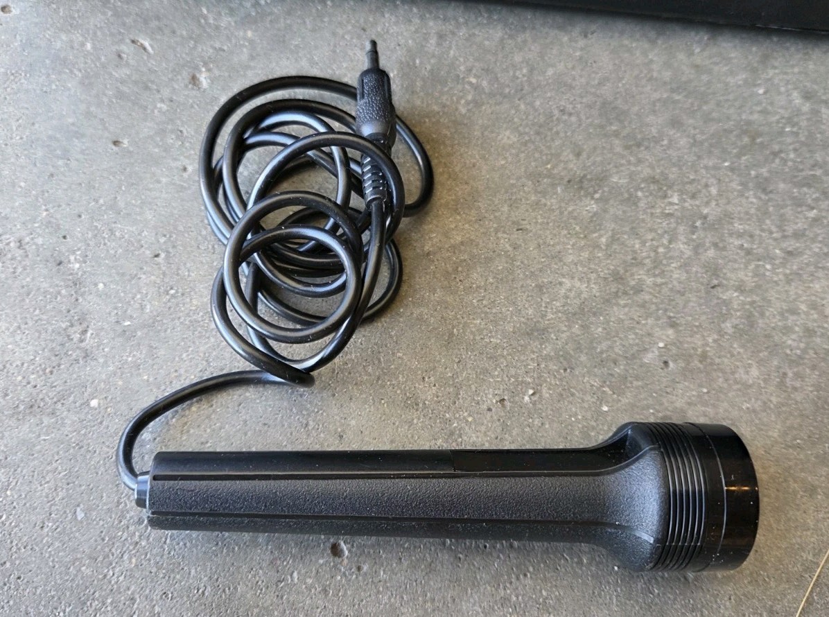 WorldStar Solid State Multi-Band Receiver AC/DC Radio MG-5000A Microphone READ