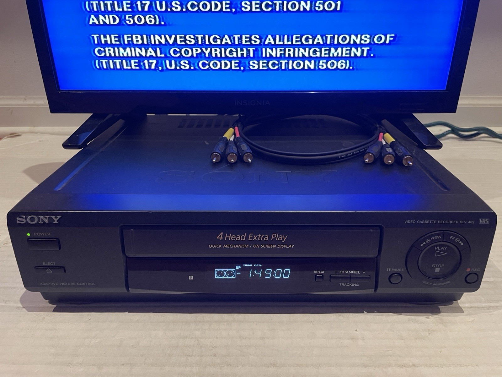 Sony SLV-469 VHS Player Recorder 4 Head Stereo VCR & Cable Tested Working *READ*