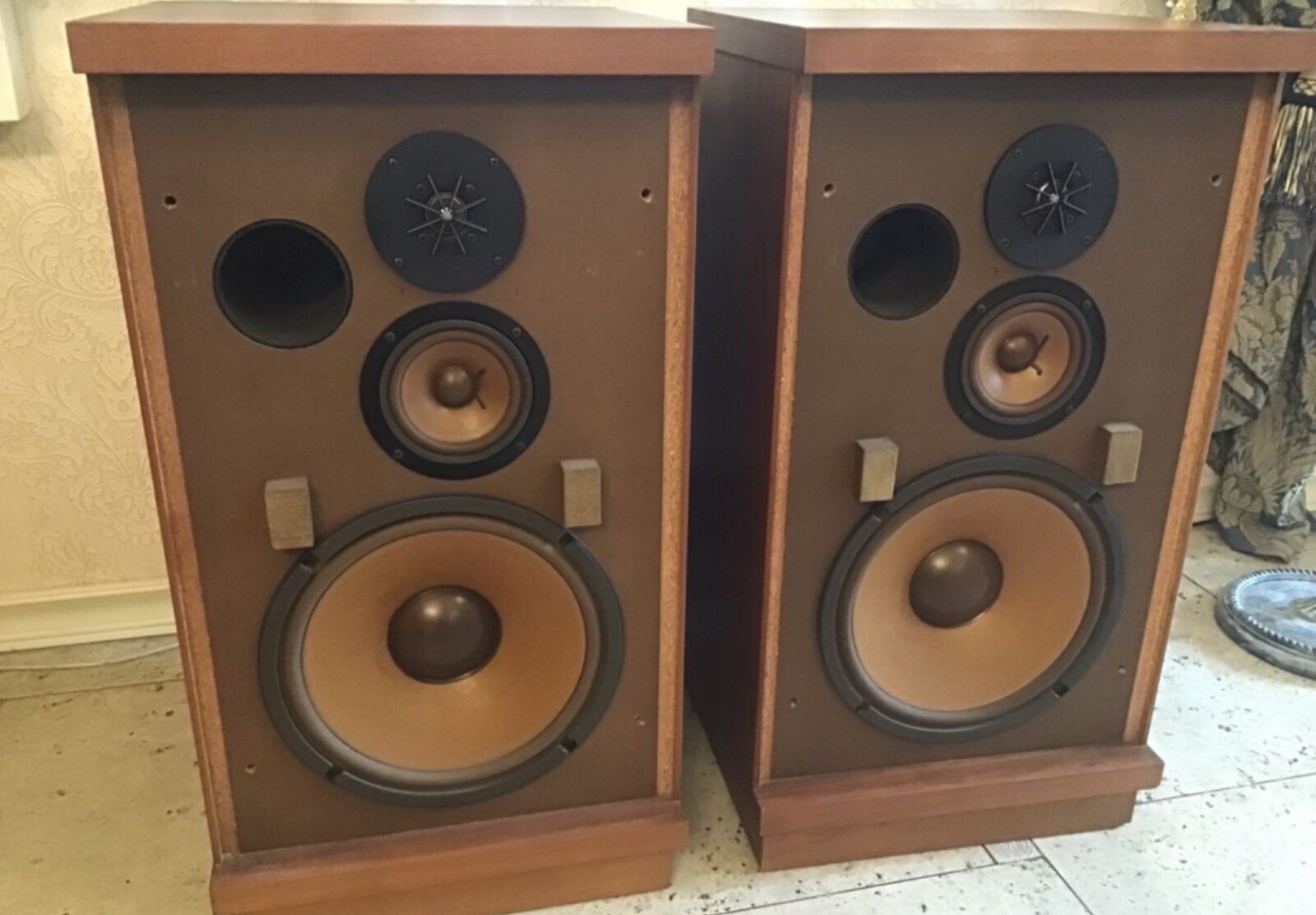 Pioneer cs-550