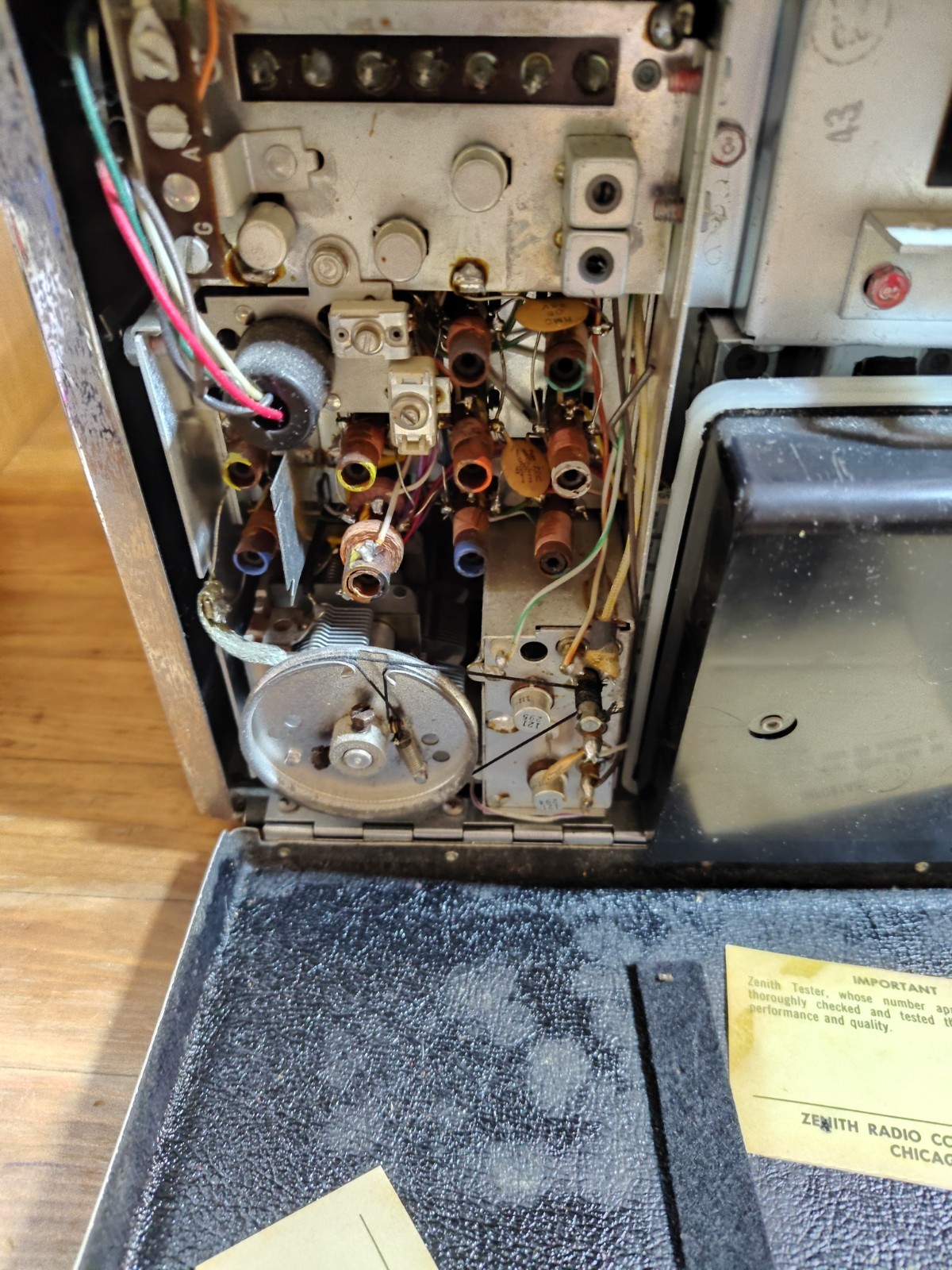 Vintage Zennith Royal 3000 Multi Band Radio