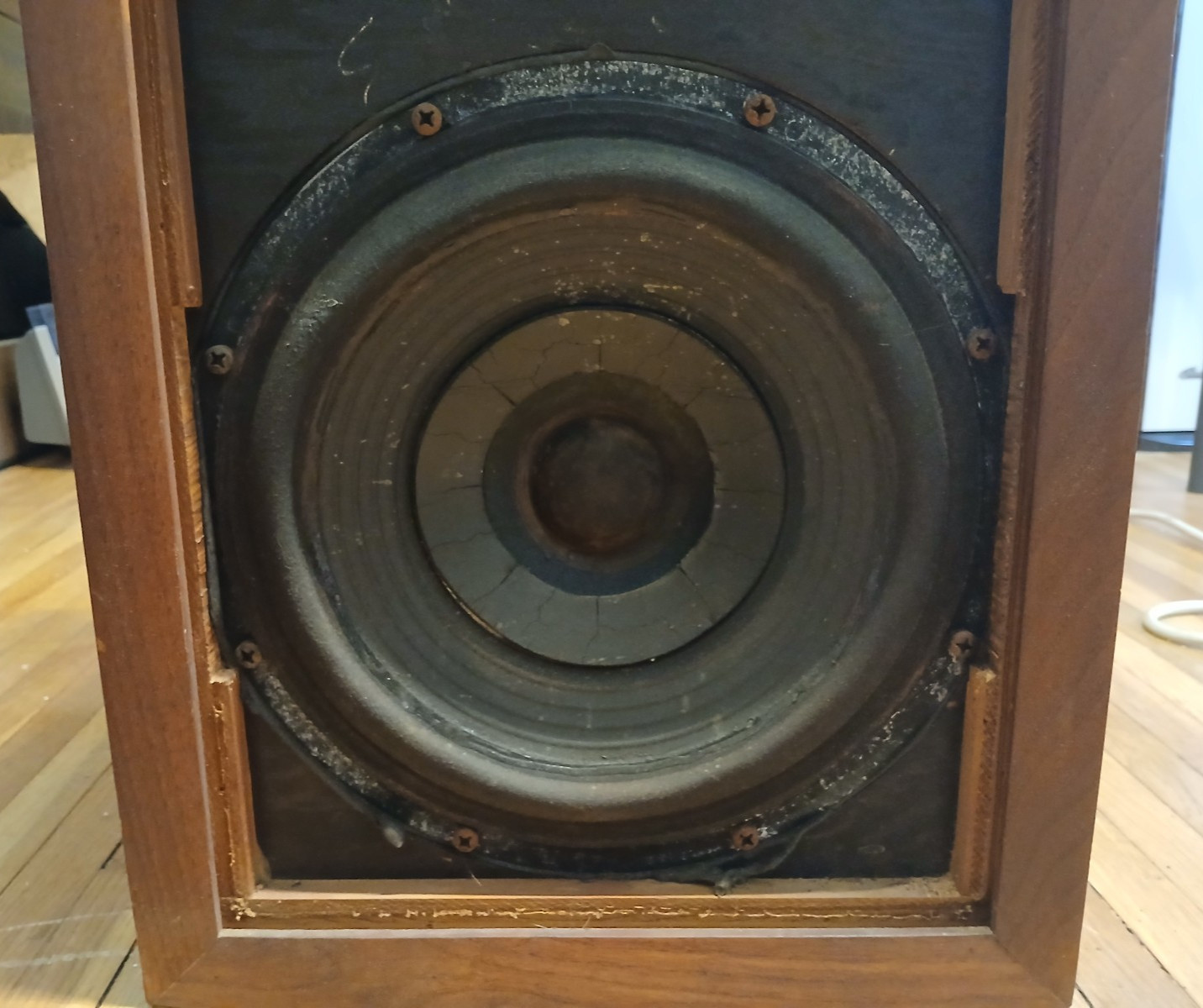 One Vintage-ar-3 Speaker-Original unmolested cond-Tested-See Video