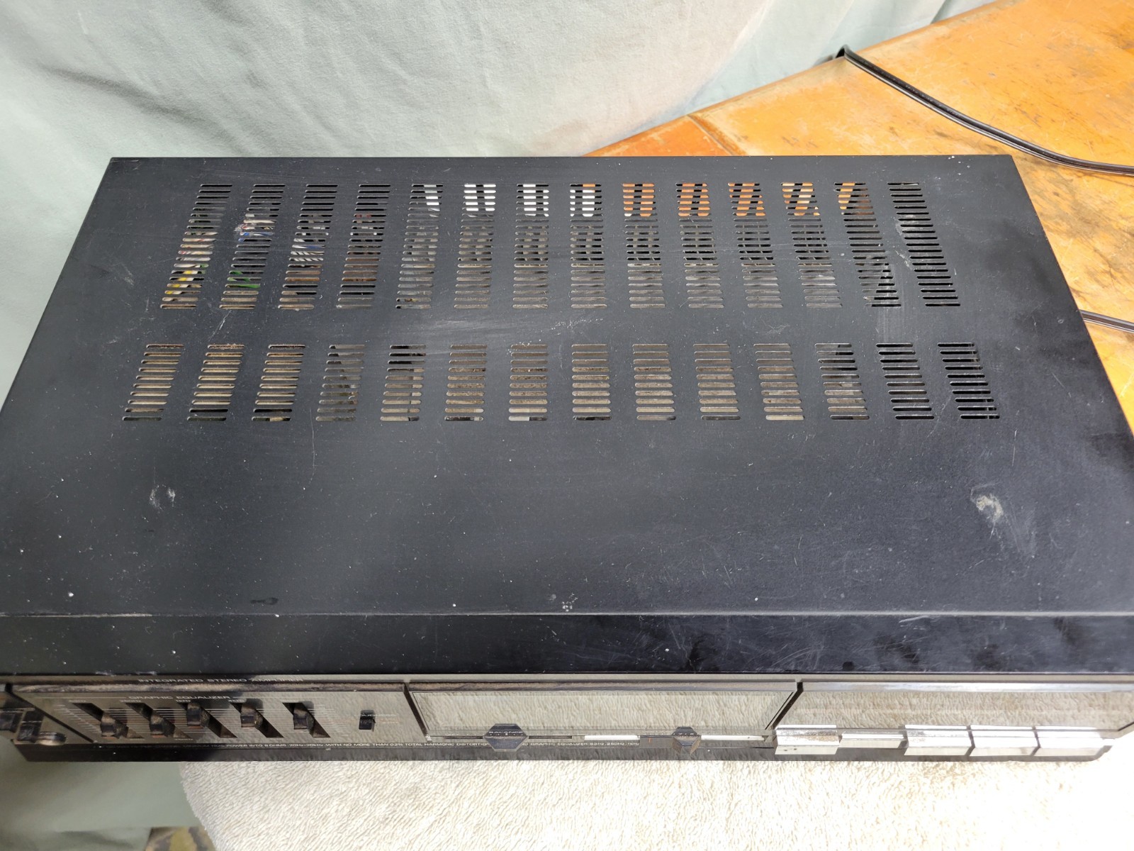 Vintage Fisher Studio Standard Integrated Stereo Amplifier PLEASE READ