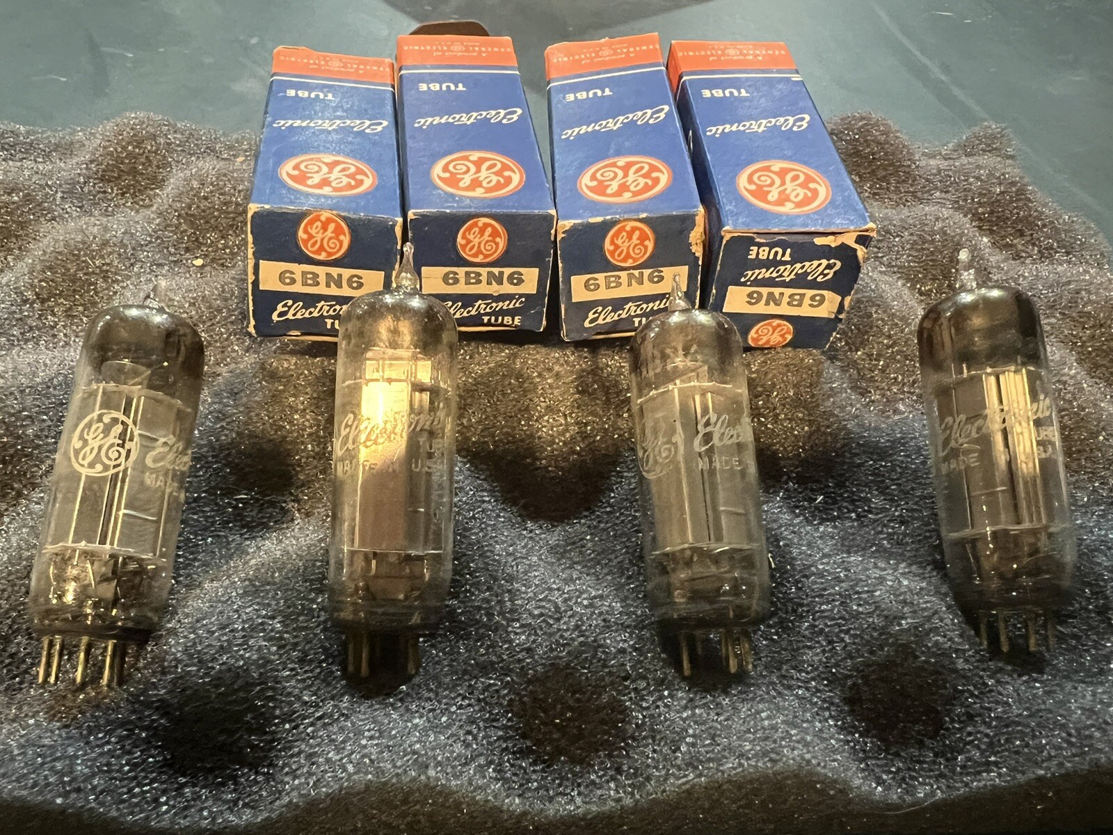 Lot Of 4 General Electric 6BN6 Electron Tubes NOS NIB HICKOK TESTED &