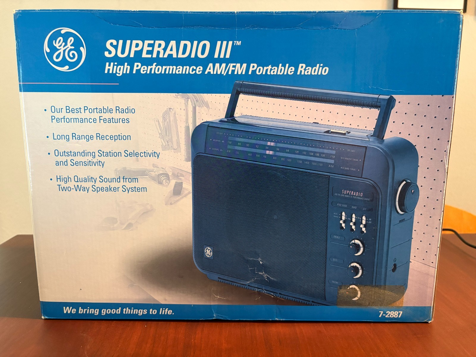 GE Model 7-2887 Super Radio III Long Range AM/FM w/Box – Black – WORKS