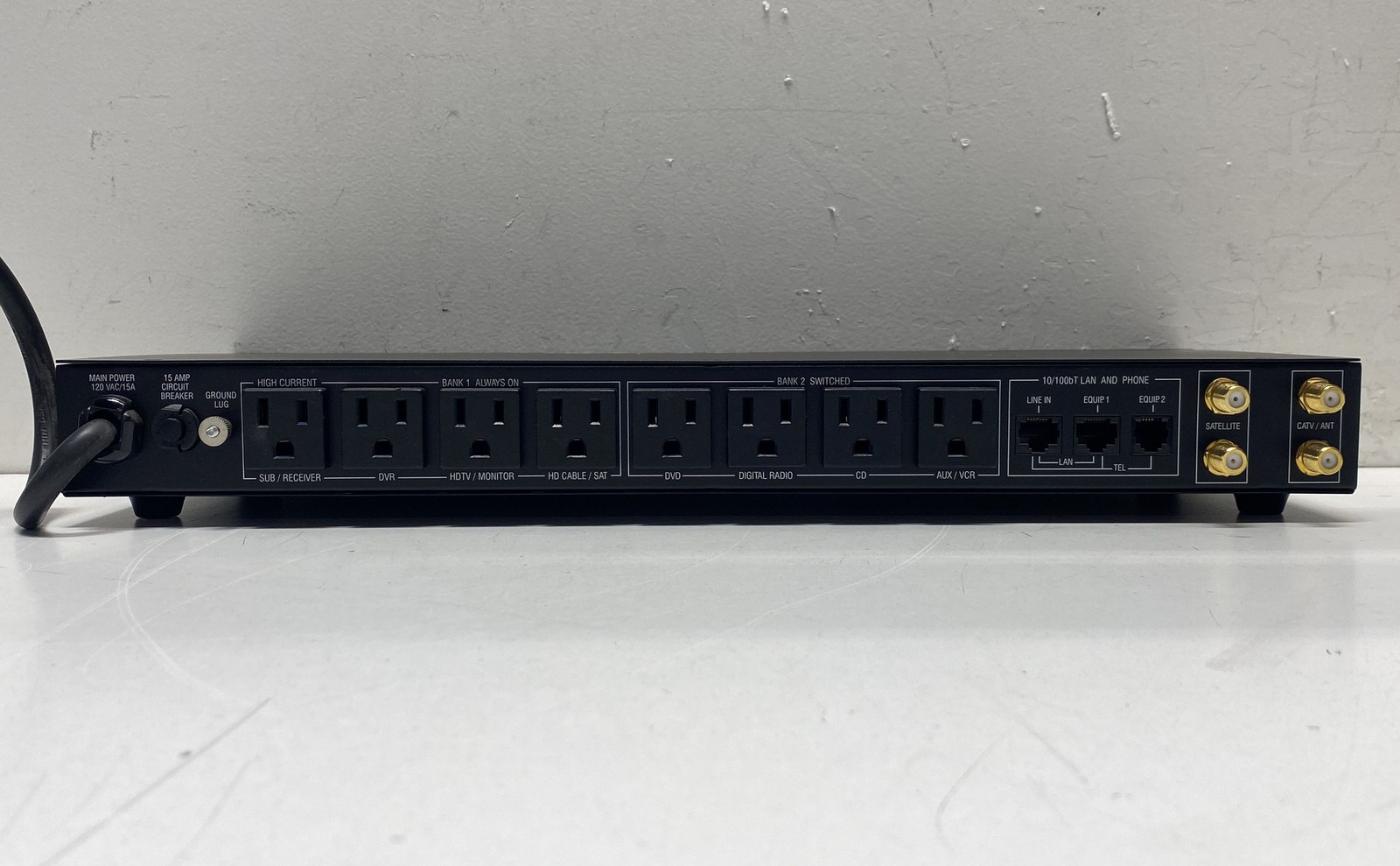 Vintage Panamax M4300-EX Home Theater Power Conditioner 15A For Parts