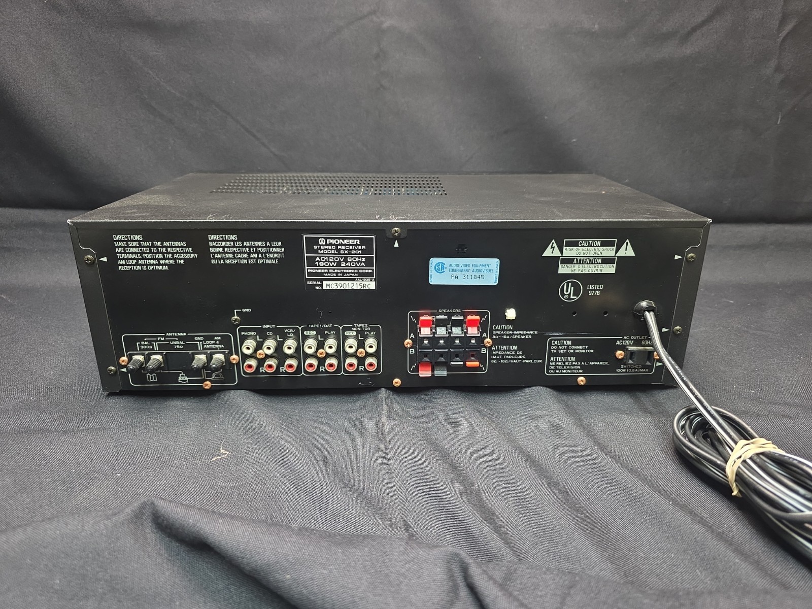 Pioneer SX-201 Stereo Receiver Graphic Equalizer AM/FM 2 Channel