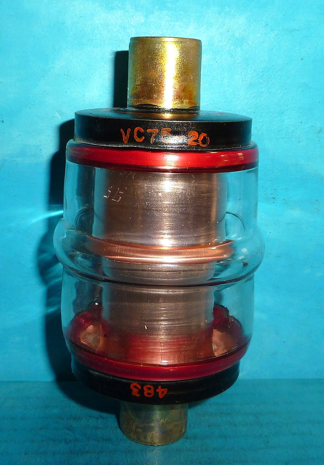 Dolinko & Wilkens VC75-20 Fixed Vacuum Capacitor 75pf@20kV 20,000V
