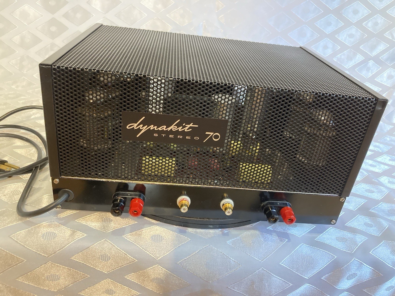 Dynaco Dynakit ST-70 Stereo Tube Amplifier