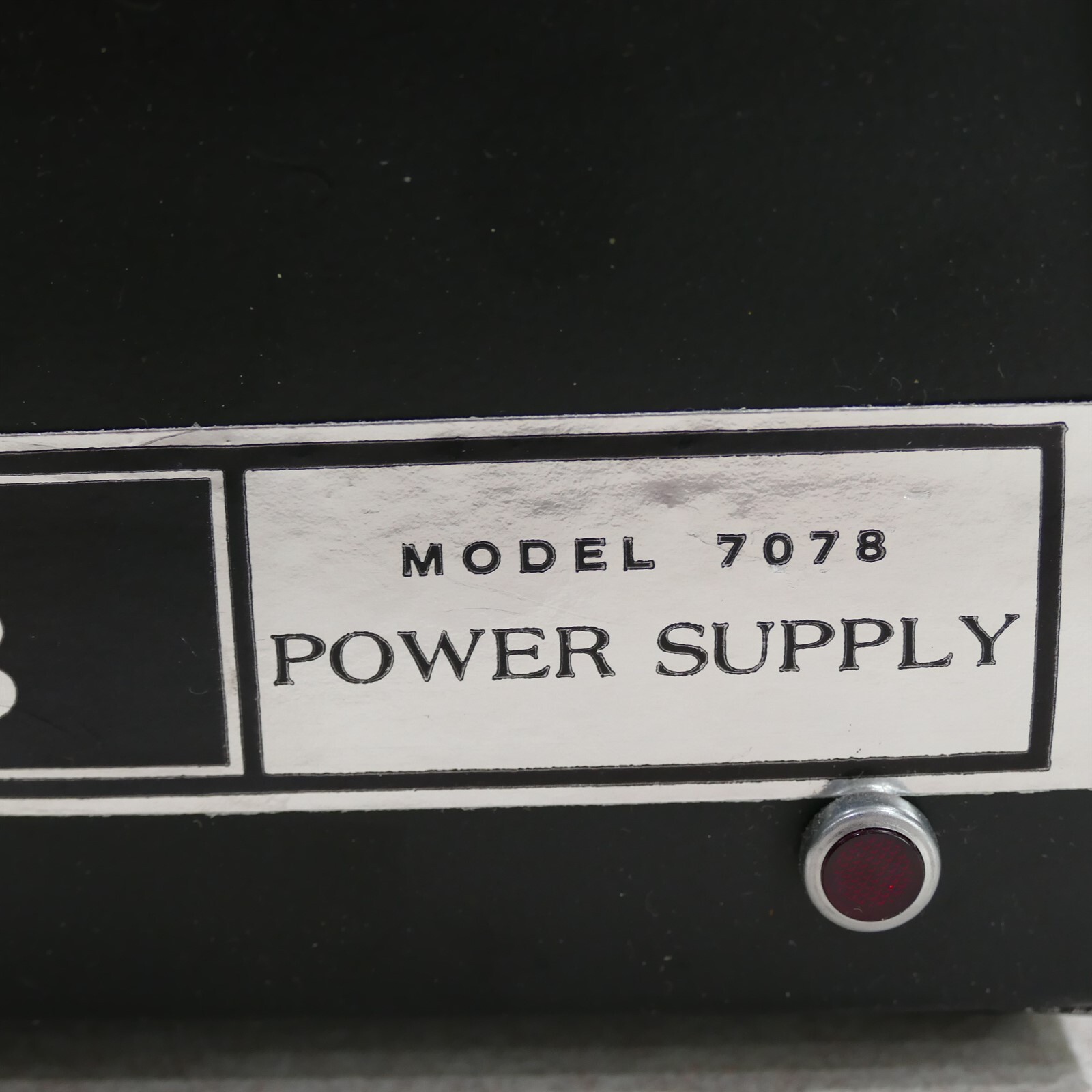 Vintage Mr. CB Model 7078 Regulated DC Power Supply 110-20V.AC/12V.DC-4 Amp
