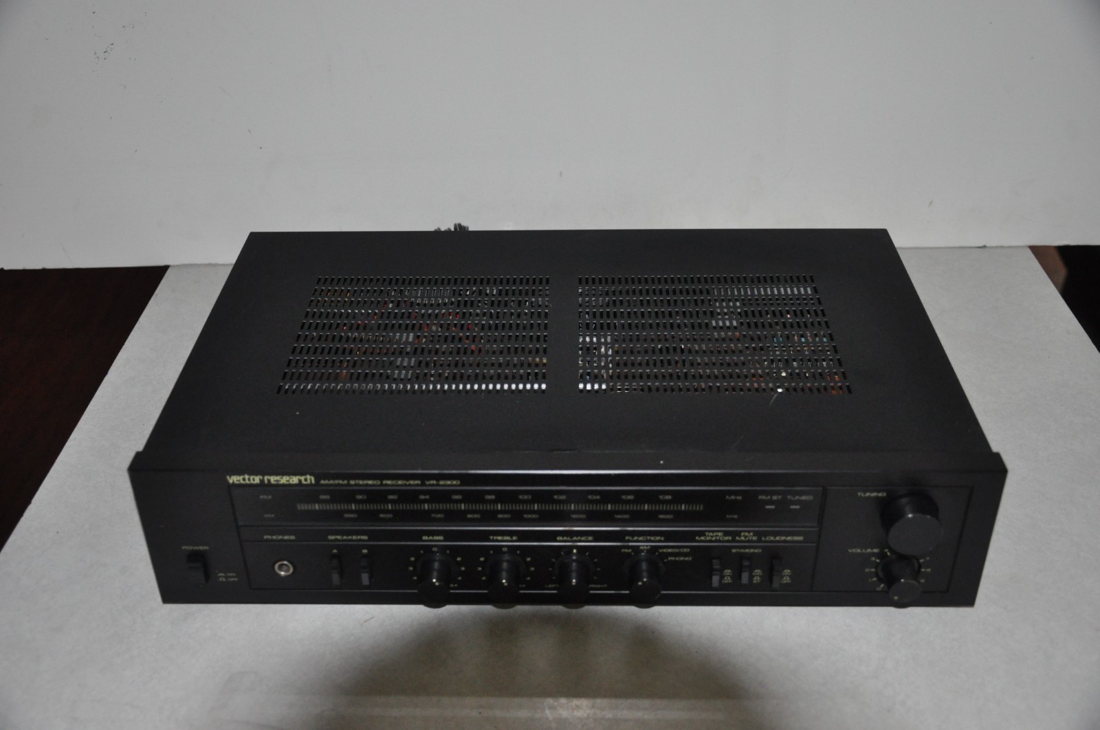 Vector Research VR-2300 Receiver AM FM Stereo Cd Phono Tested & Working
