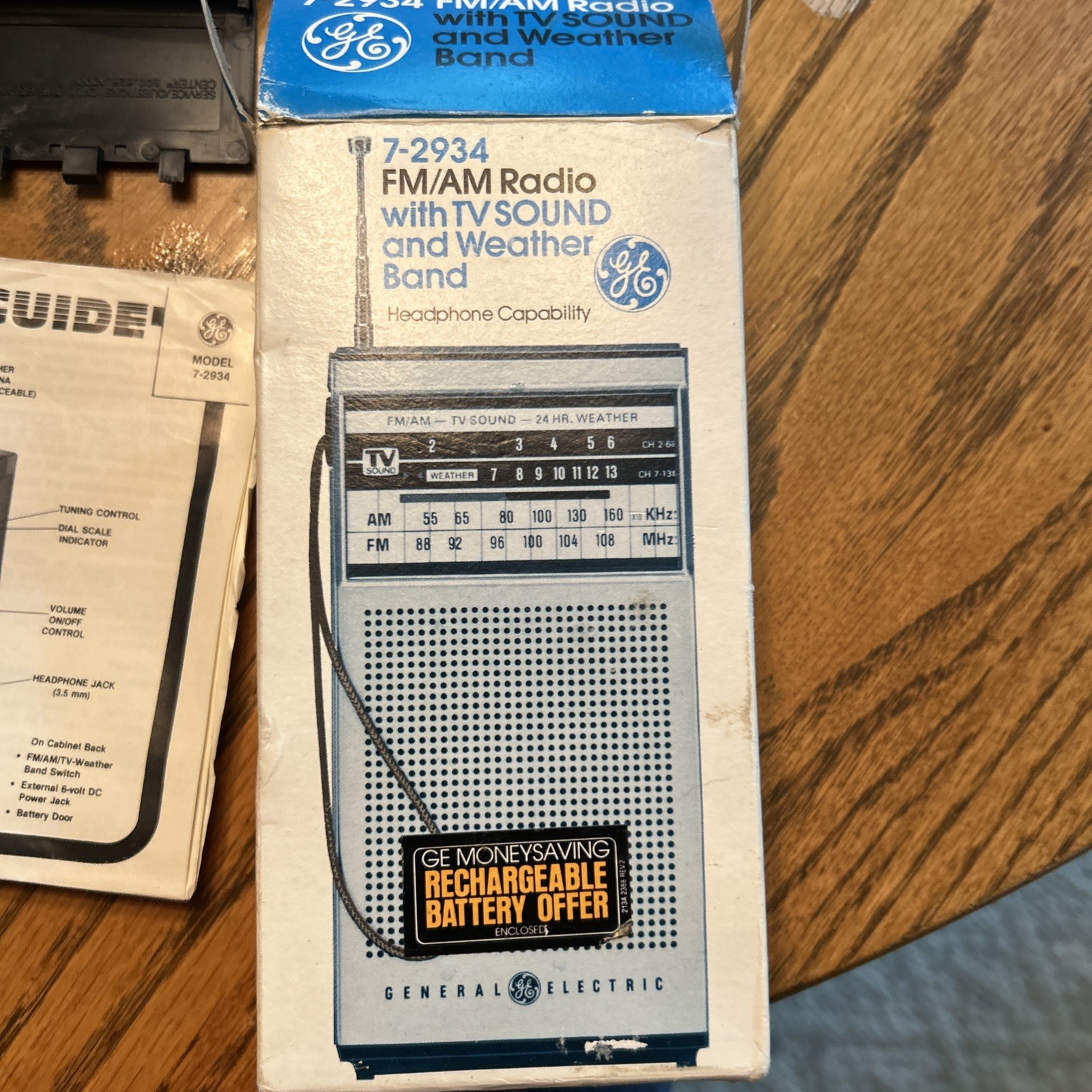WORKING Vtg GENERAL Electric AM/FM/TV Audio PORTABLE Radio w/TUNEABLE Weather