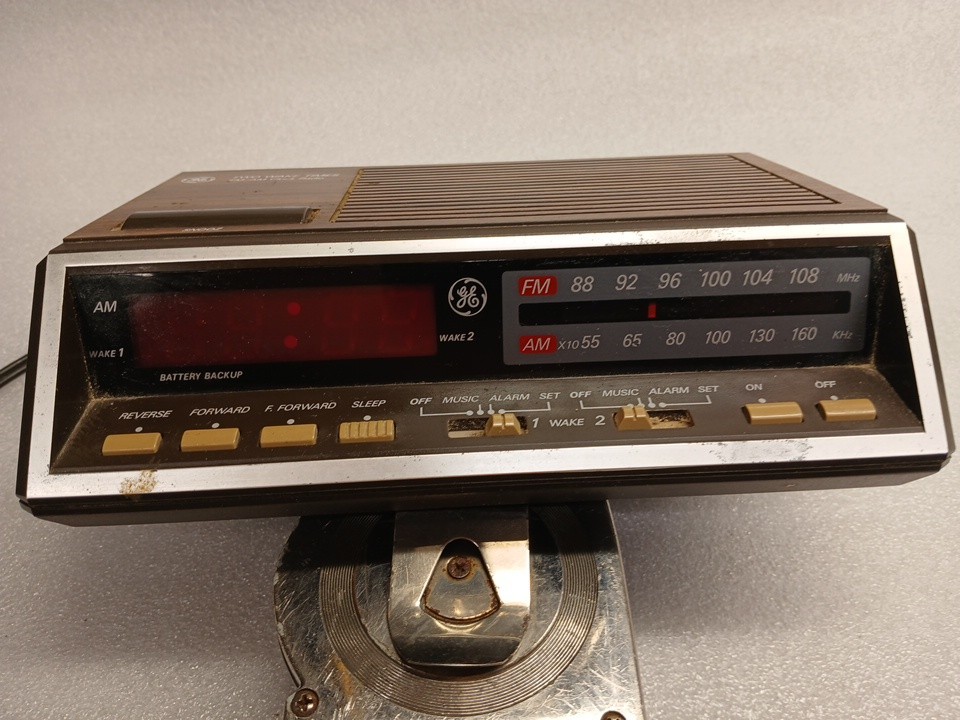 General Electric Vintage Alarm Clock Radio Wood Grain Finish Red LED Display