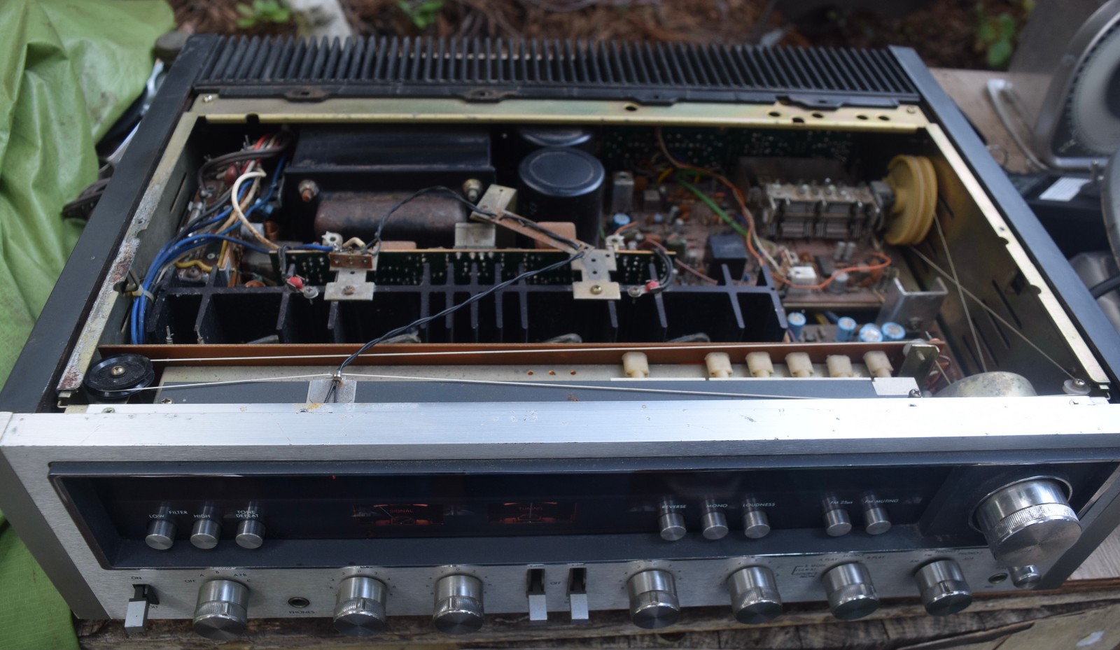 Vintage KENWOOD KR-7600 AM/FM Stereo Receiver – PARTS REPAIR ONLY