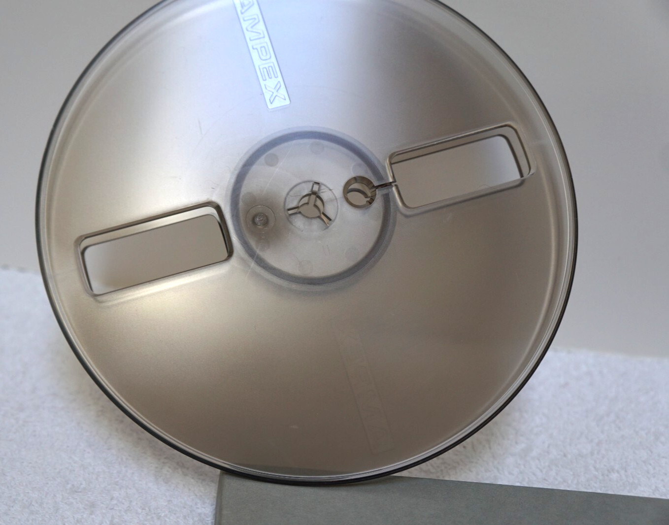 7″ inch AMPEX 631 EMPTY TAKE-UP reel to reel + box for 4-track 3.75 ips 7.5 ips