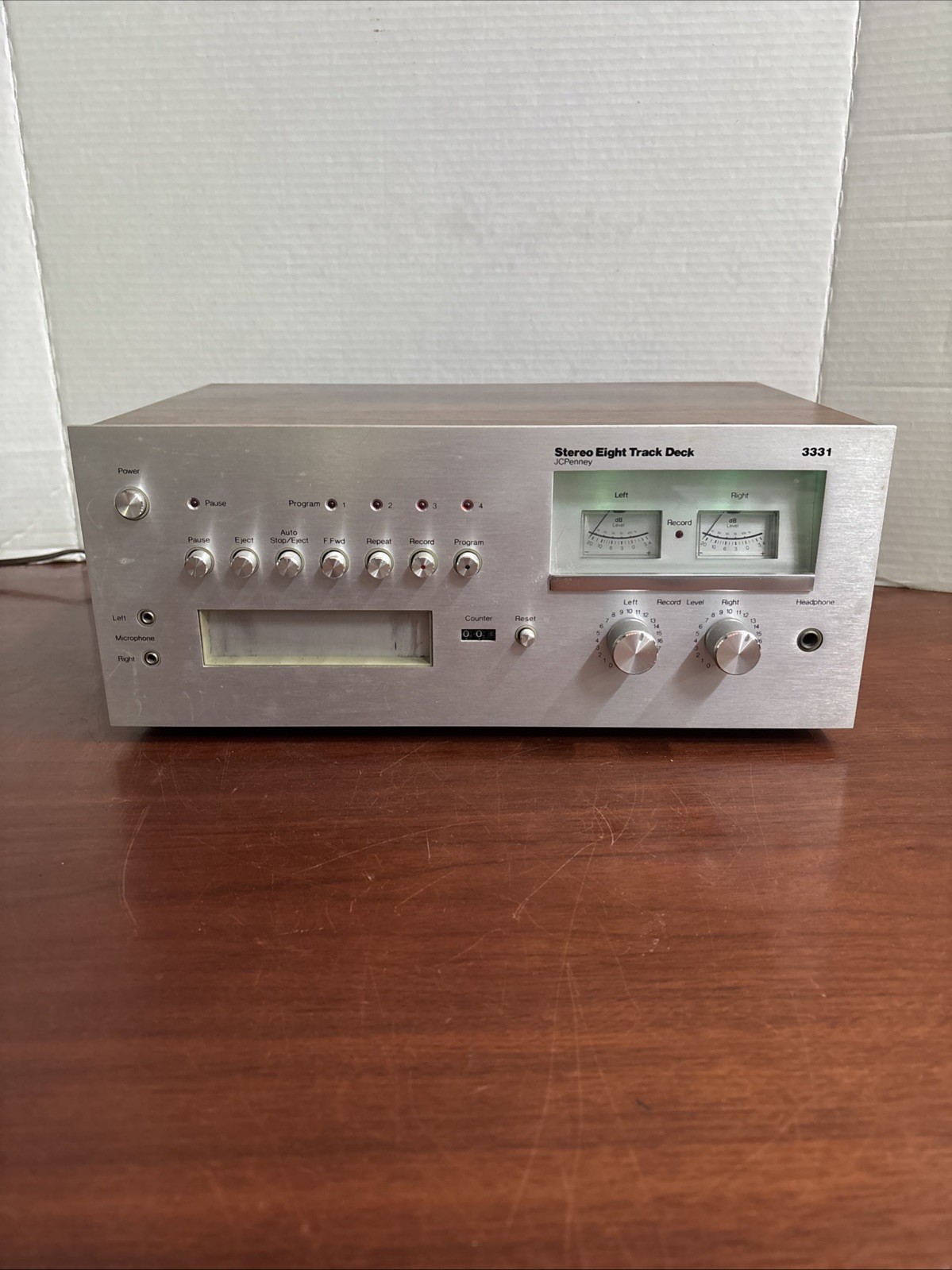 JC Penney Stereo Eight Track Deck 3331 Powers On***Parts