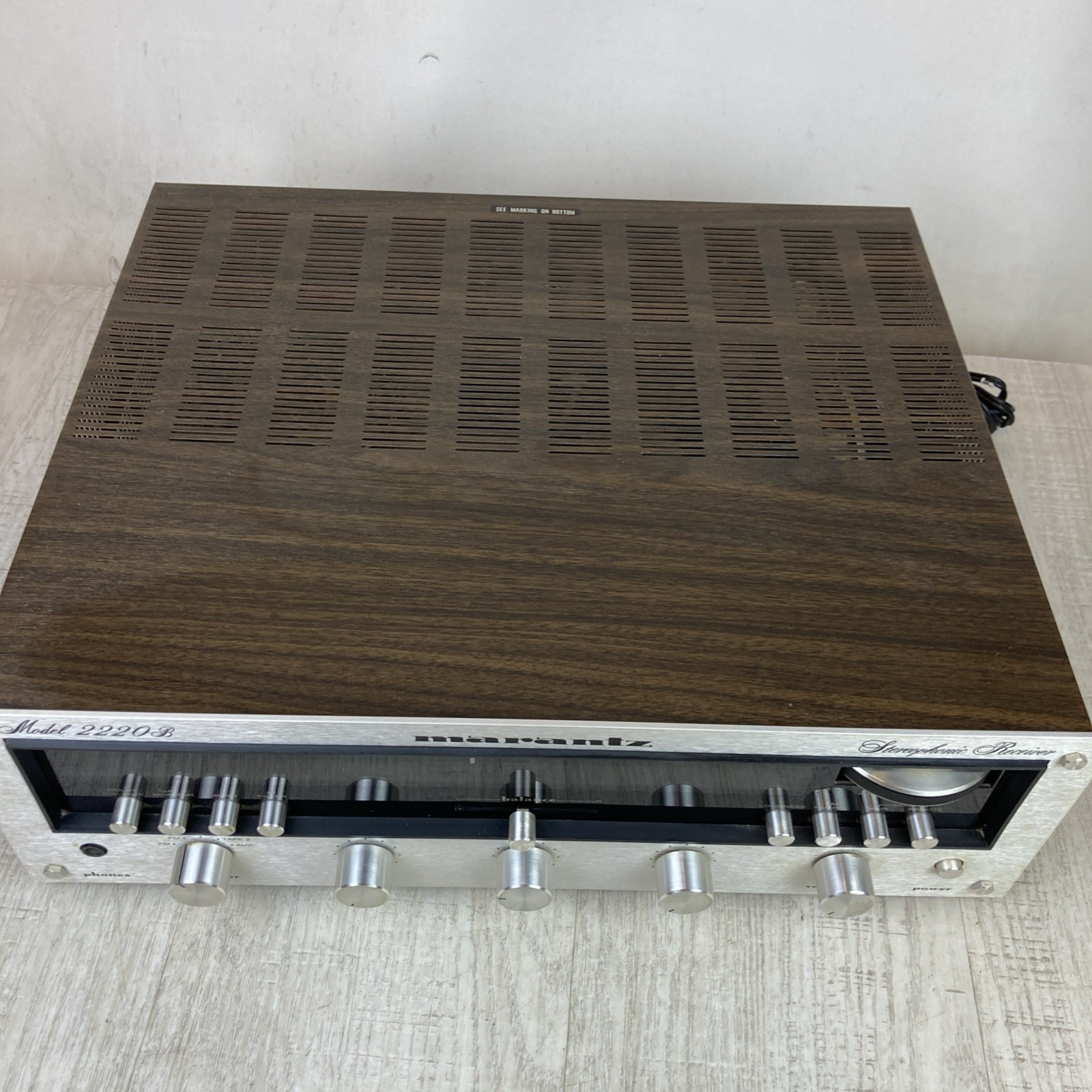 Marantz Model 2220B Stereo Receiver Original Box *READ*